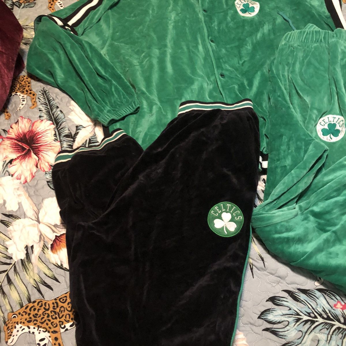 NBA NBA Vintage Warmup Suit Celtics Size US 44 / EU 60 - 8 Thumbnail