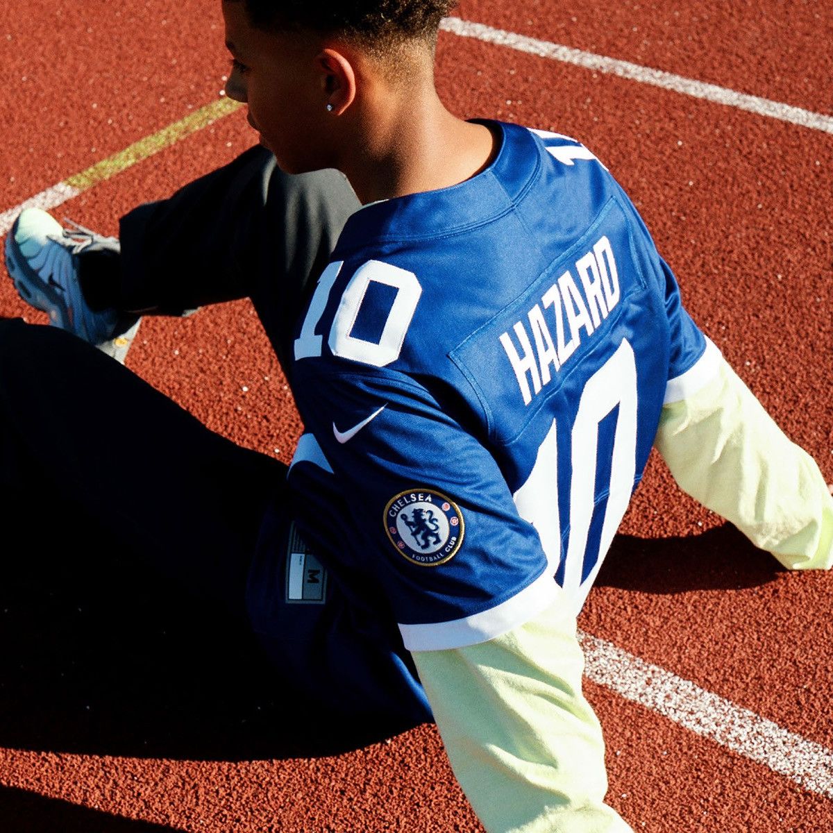 Nike Nike Chelsea FC 2018 2019 Hazard Limited Edition NFL Jersey Size US L / EU 52-54 / 3 - 1 Thumbnail