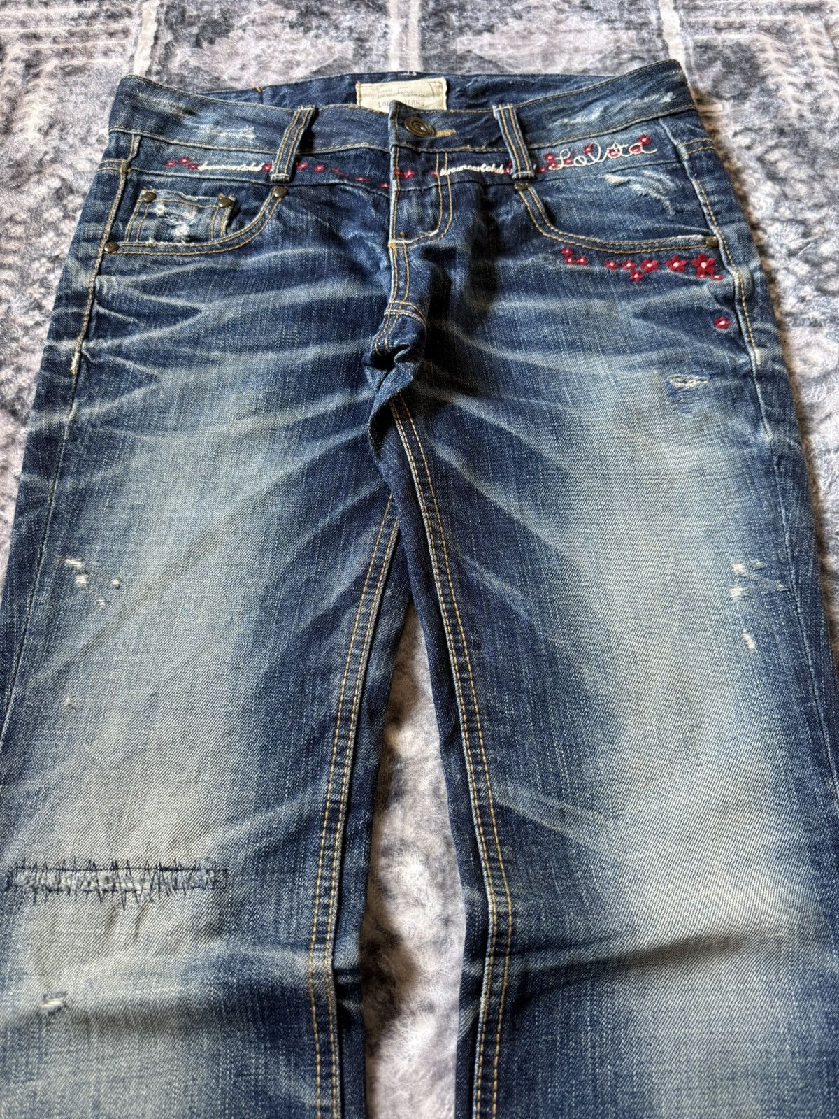 Hysteric Glamour × Japanese Brand Yoshitomo Lolita Japan Heavy Whisker Blossom Flare Jeans Size US 29 - 3 Thumbnail