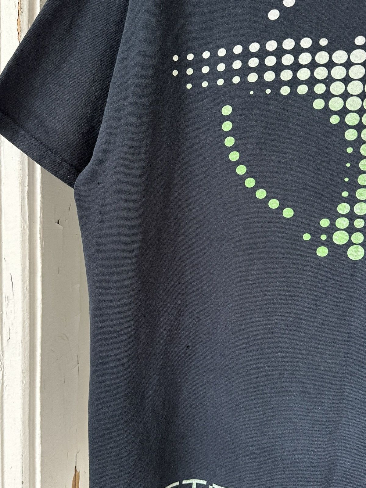 Vintage Vintage Tiesto Printed T-shirt Size US L / EU 52-54 / 3 - 5 Thumbnail