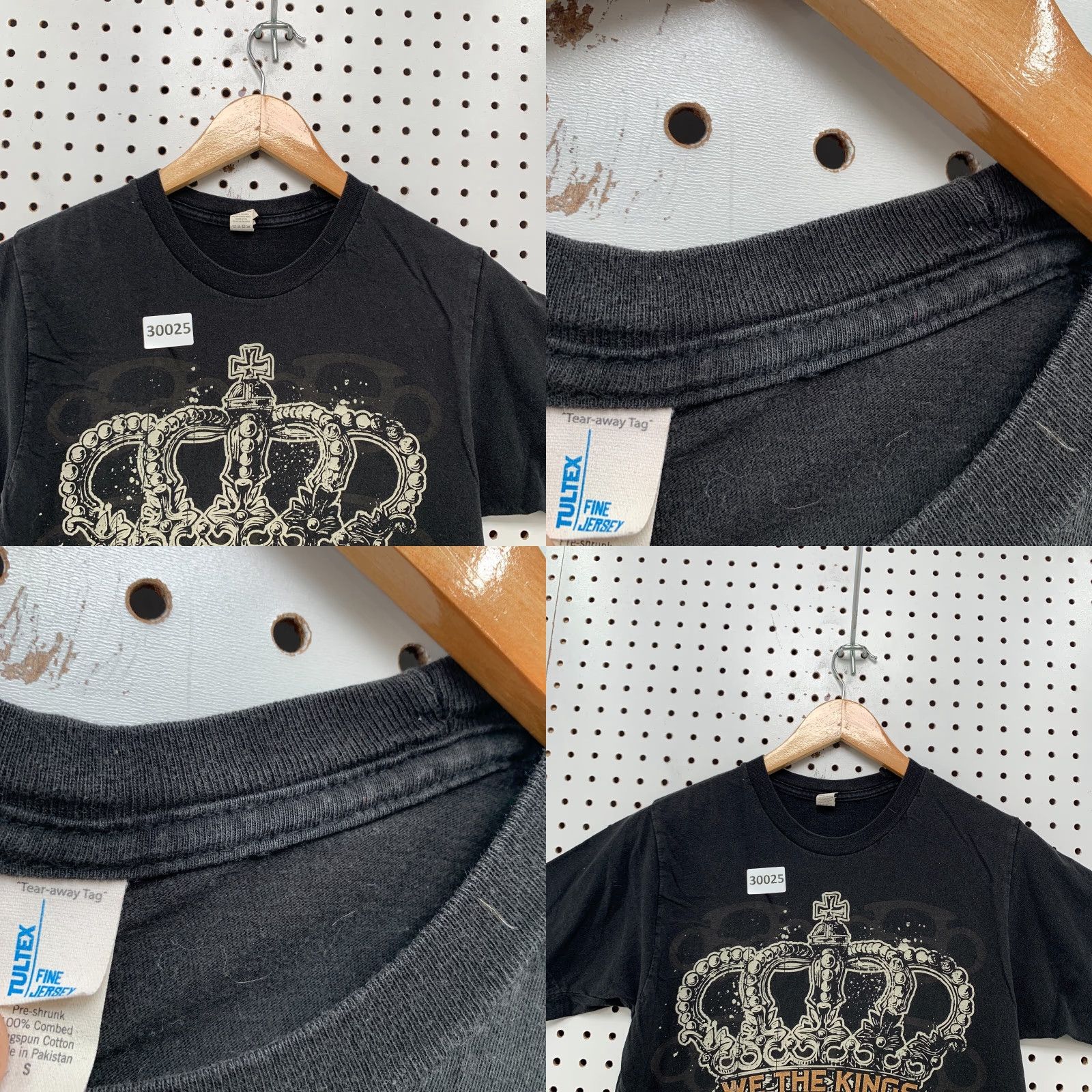 Tultex We The Kings Shirt Mens Small Black Crown Knives Graphic 17x25.5 Size US S / EU 44-46 / 1 - 8 Thumbnail