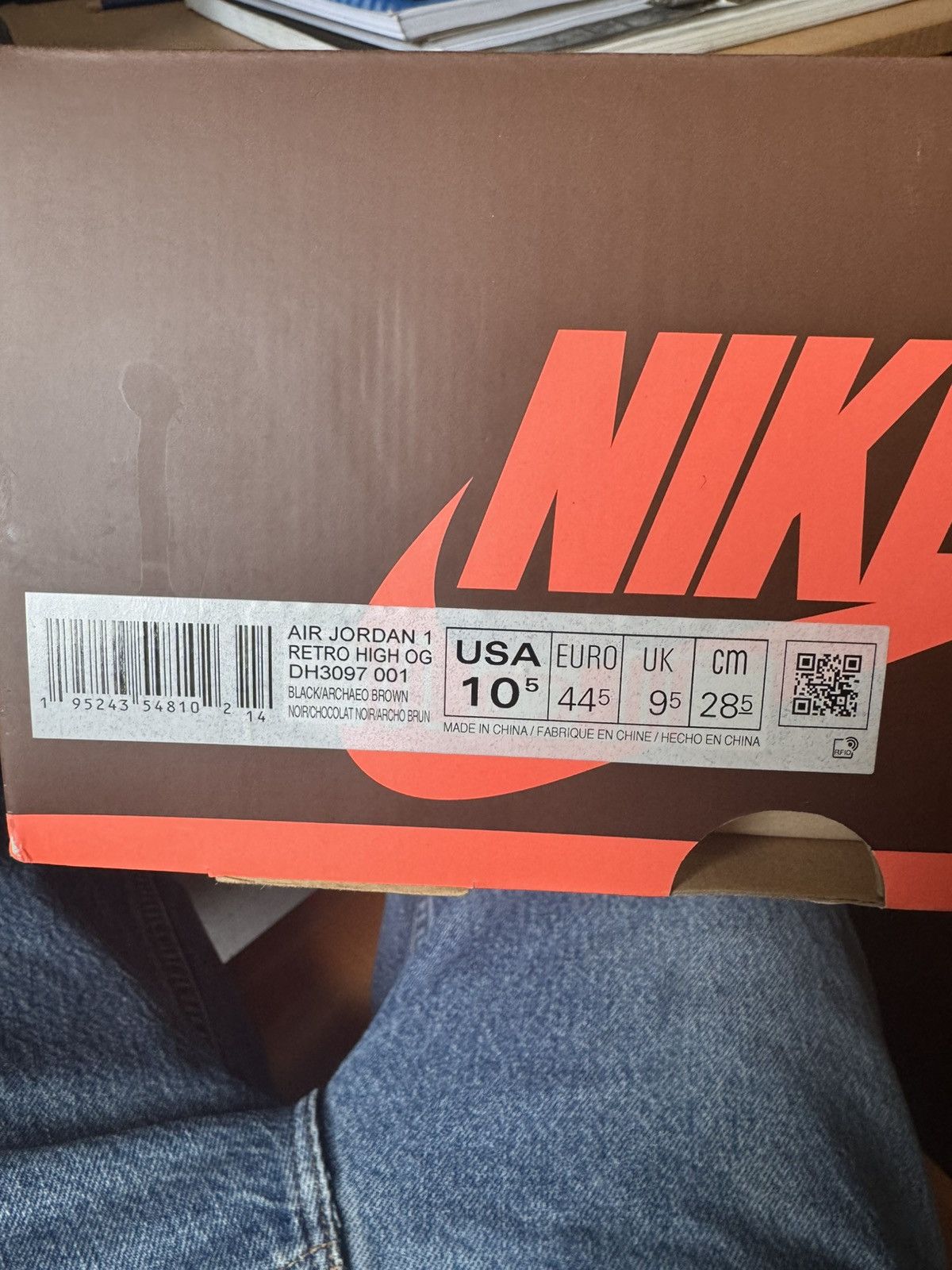 Nike Nike Air Jordan 1 Retro High OG Size US 10.5 / EU 43-44 - 6 Thumbnail