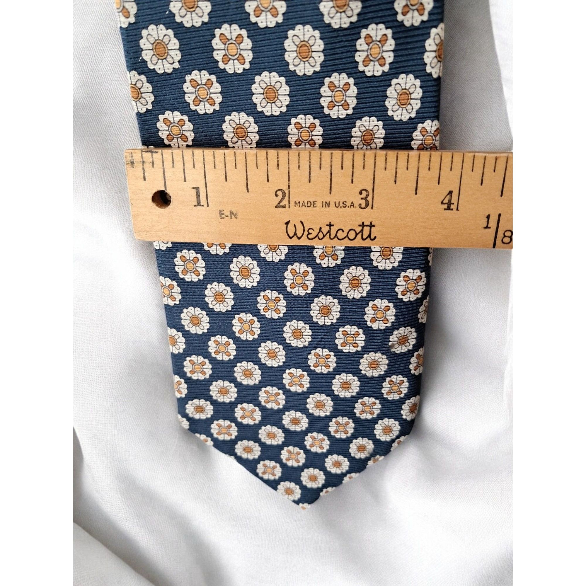 Vintage Vintage 1980s-1990s St. Andrea Milano 100% Silk Tie—Navy & C Size ONE SIZE - 6 Thumbnail
