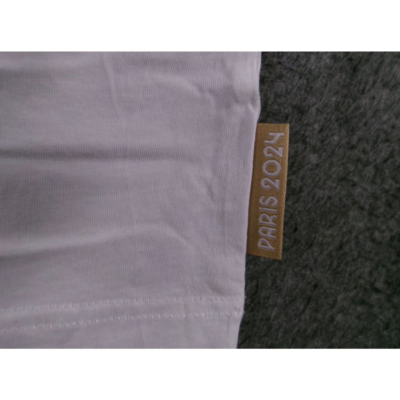 Vintage Weeplay Paris 2024 Shirt Men Small White Official Olympics Crewneck Graphic Tee Size US S / EU 44-46 / 1 - 3 Thumbnail