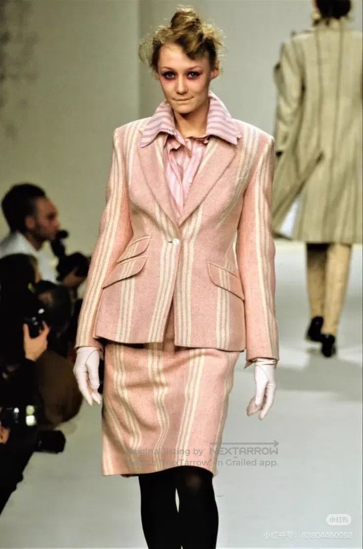 Vivienne Westwood Vivienne Westwood 1996 Runway Coat with Gold Label Size XS / US 0-2 / IT 36-38 - 5 Thumbnail