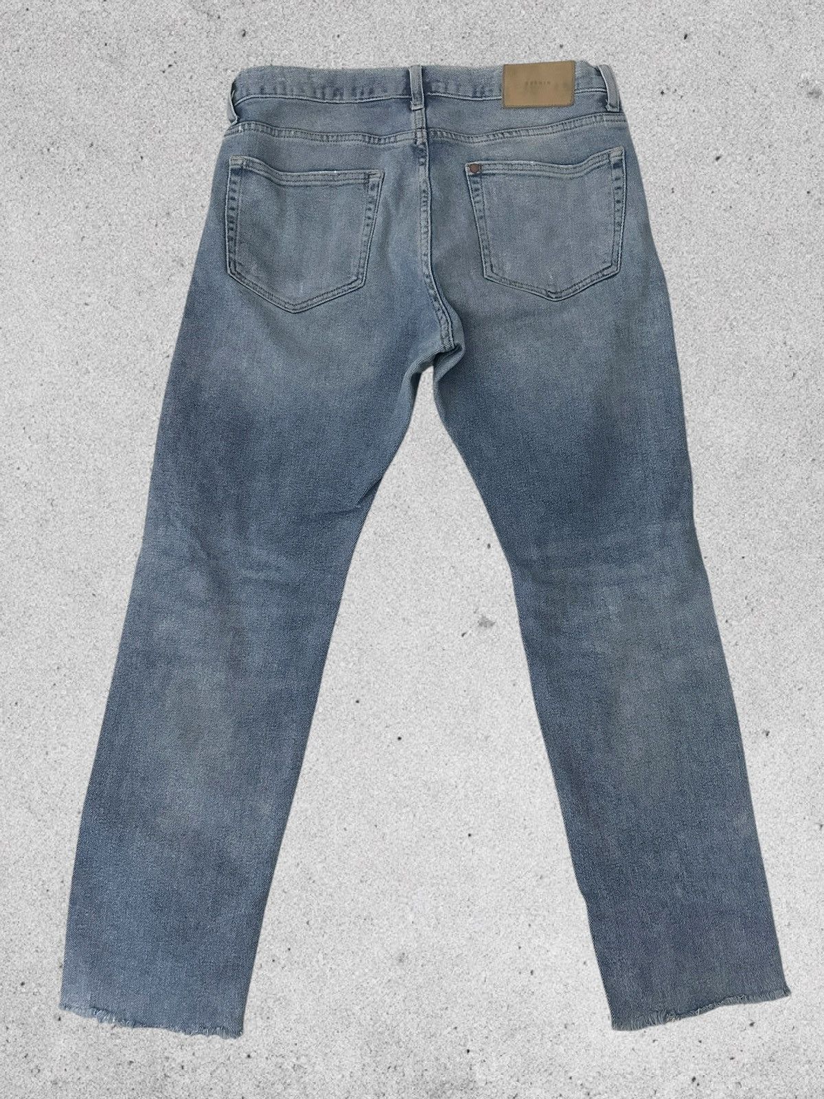 H&M H&M Distressed Relaxed Skinny Jeans Size US 32 / EU 48 - 5 Thumbnail