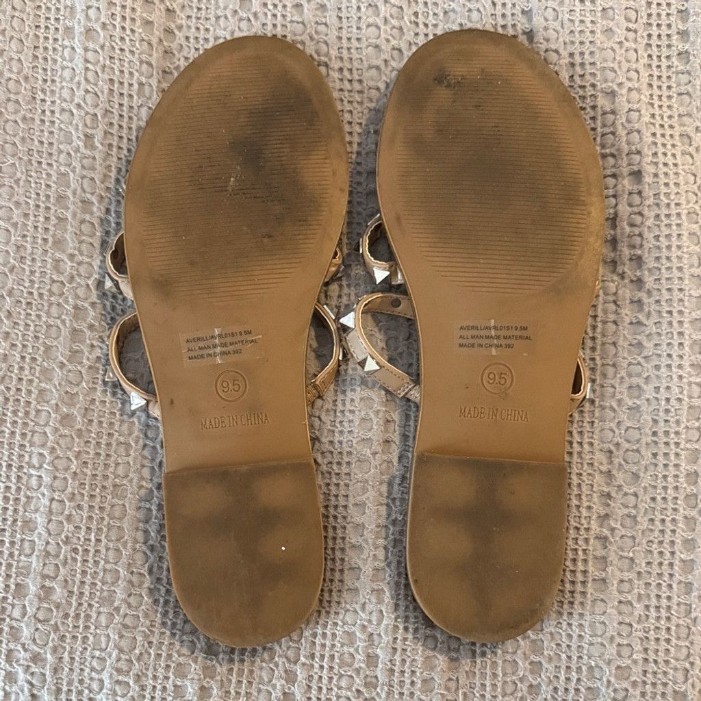 Steve Madden Steve Madden Beige Studded Sandals Size US 9.5 / IT 39.5 - 2 Thumbnail