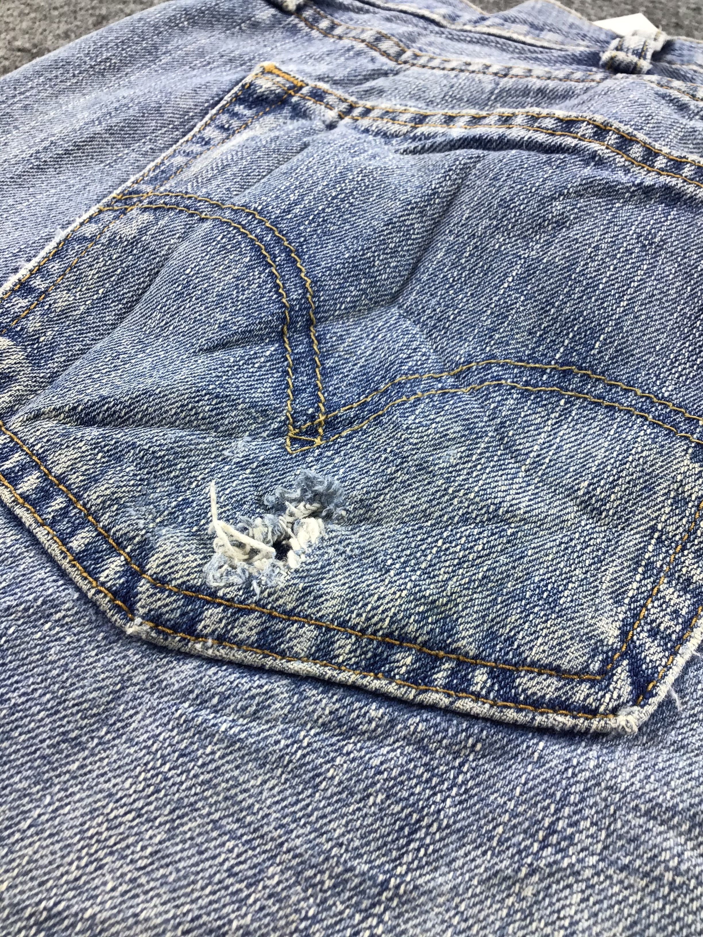 Levi's Vintage Levis 527 Jeans Dirty Blue Flare Denim KJ223 Size US 38 / EU 54 - 8 Thumbnail