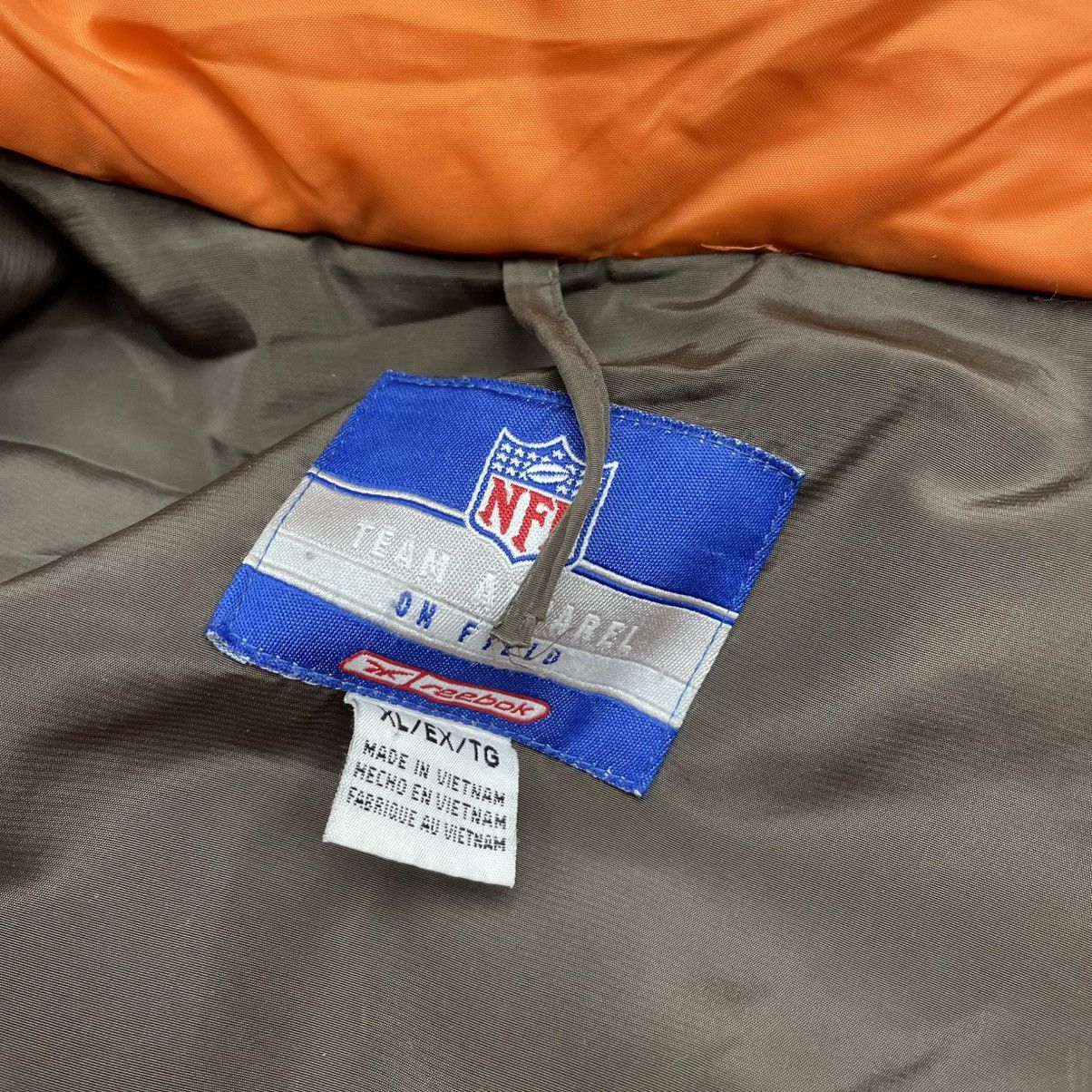 NHL × Vintage Vintage Reebok 90s Cleveland Football Quilted Hooded Jacket Size US XL / EU 56 / 4 - 11 Thumbnail