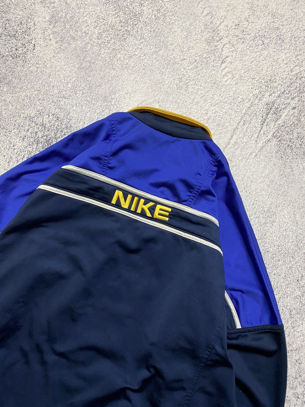 Nike × Vintage Vintage Nike Track Jacket Swoosh Embroidered Logo Y2K 90’s Size US M / EU 48-50 / 2 - 9 Thumbnail