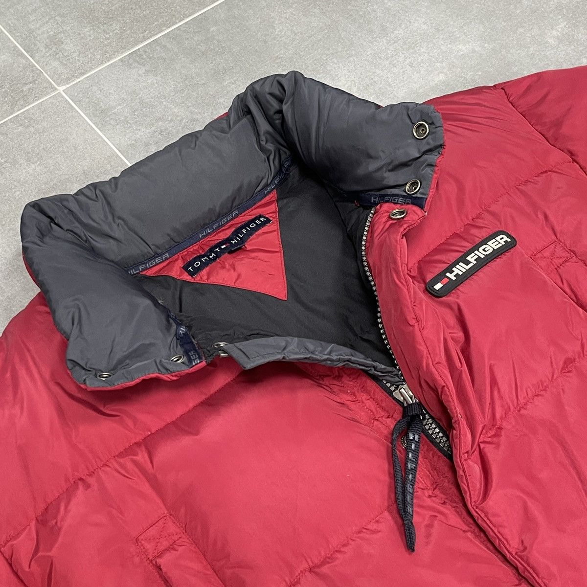Tommy Hilfiger × Vintage Vintage Tommy Hilfiger Puffer Down Jacket Size L Size US L / EU 52-54 / 3 - 12 Thumbnail