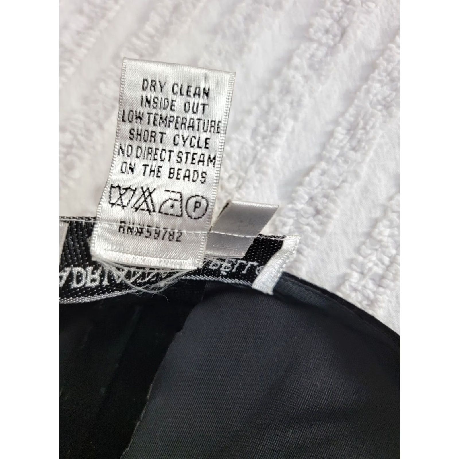 Adrianna Papell Adrianna Papell Evening Essentials Blouse Women 2X Black Velvet Sequin V-Neck 3/4 Sleeve Size XXL / US 16-18 / IT 52-54 - 4 Thumbnail