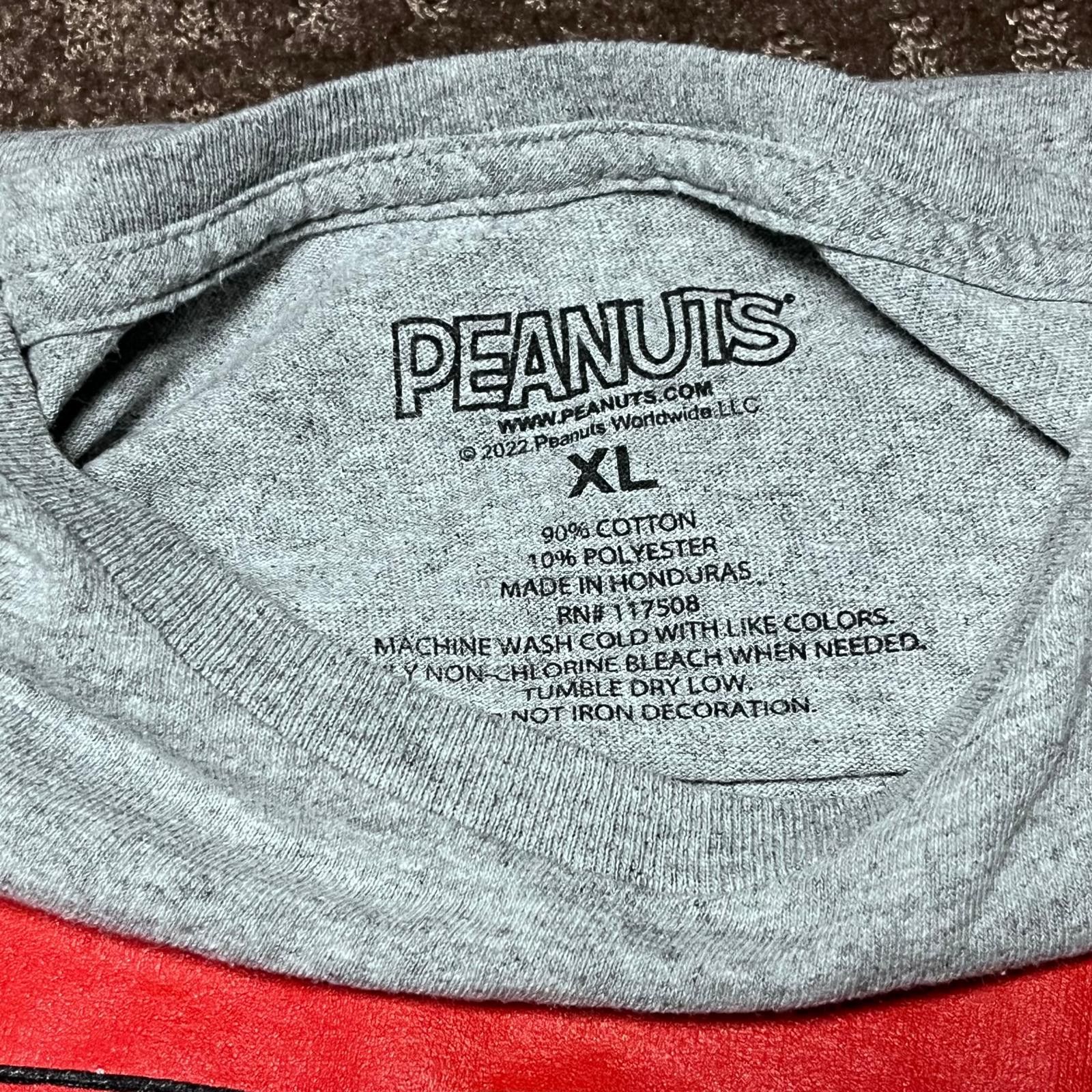 Peanuts 🐶 Peanuts Snoopy Tee – Grey Size XL Size US XL / EU 56 / 4 - 3 Thumbnail
