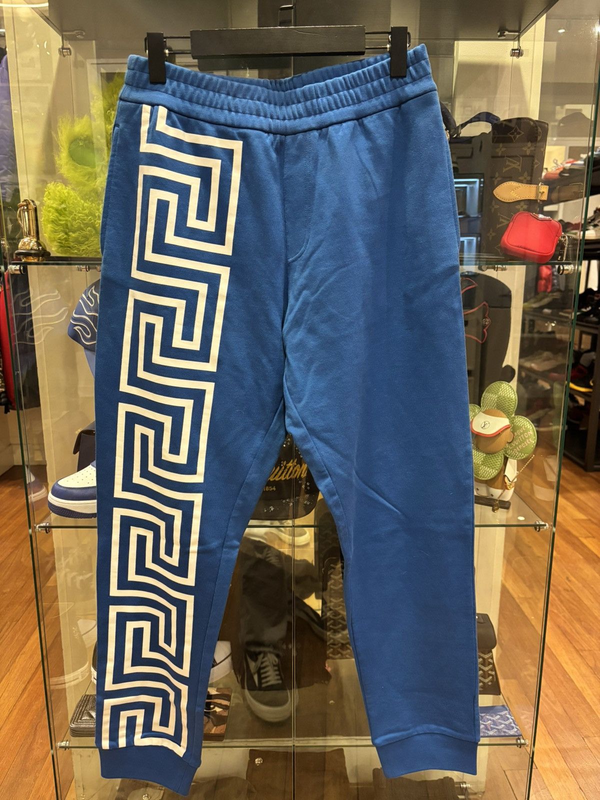 Versace Versace Mitchel Fit Sweatpants Size US 30 / EU 46 - 1 Thumbnail