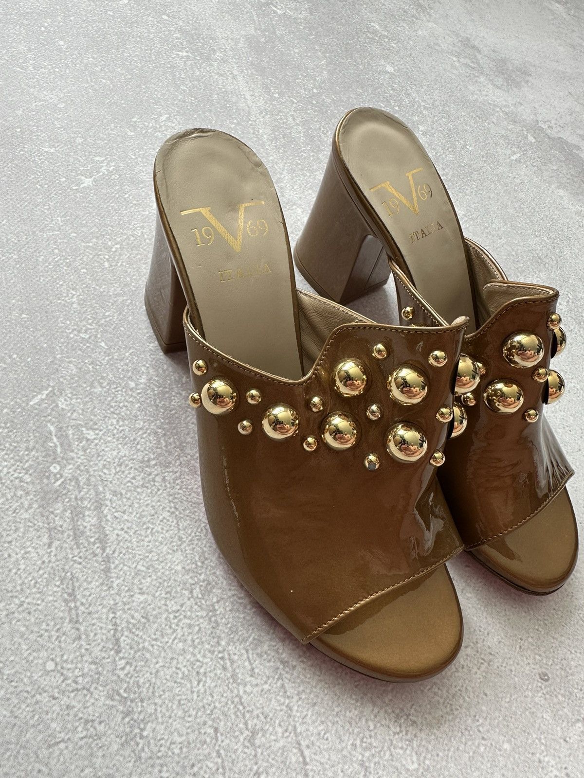 Versace versace 1969 shoes women platform gold size 36 made in Italy Size US 6 / IT 36 - 4 Thumbnail