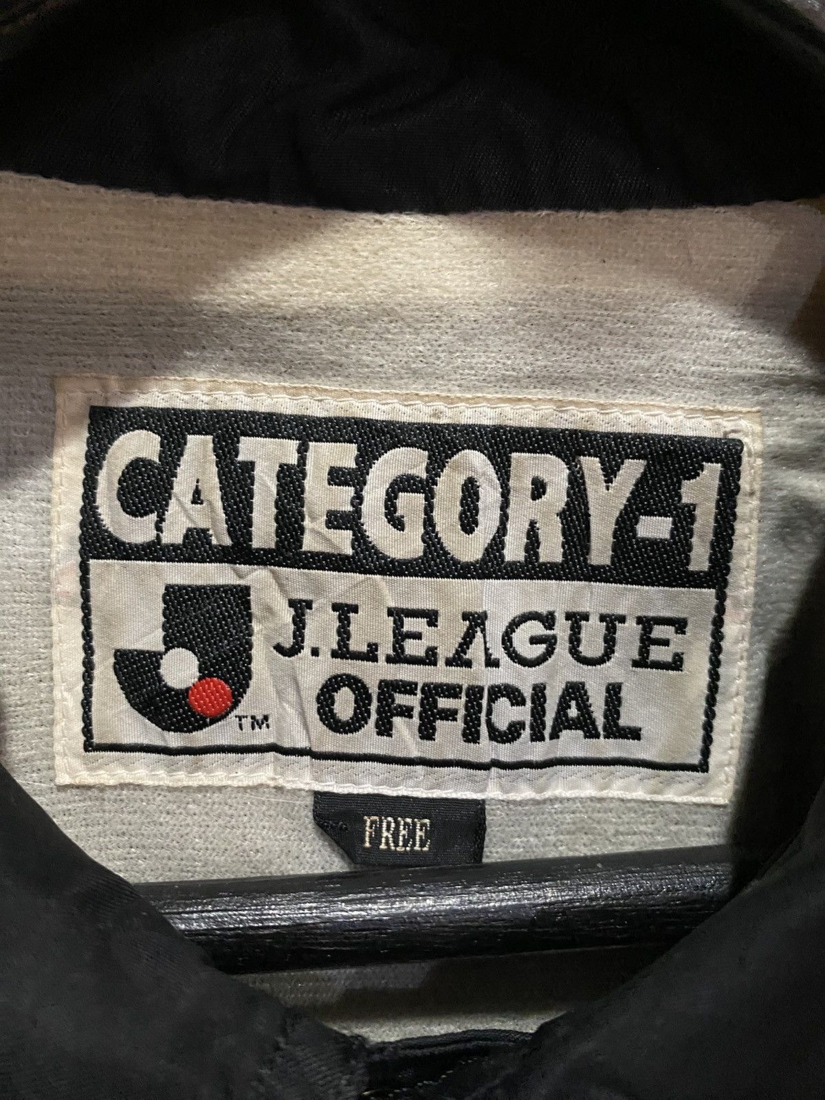 Vintage Vintage J.League Official Coach Jacket – Rare 90s Japanese Size US L / EU 52-54 / 3 - 9 Thumbnail