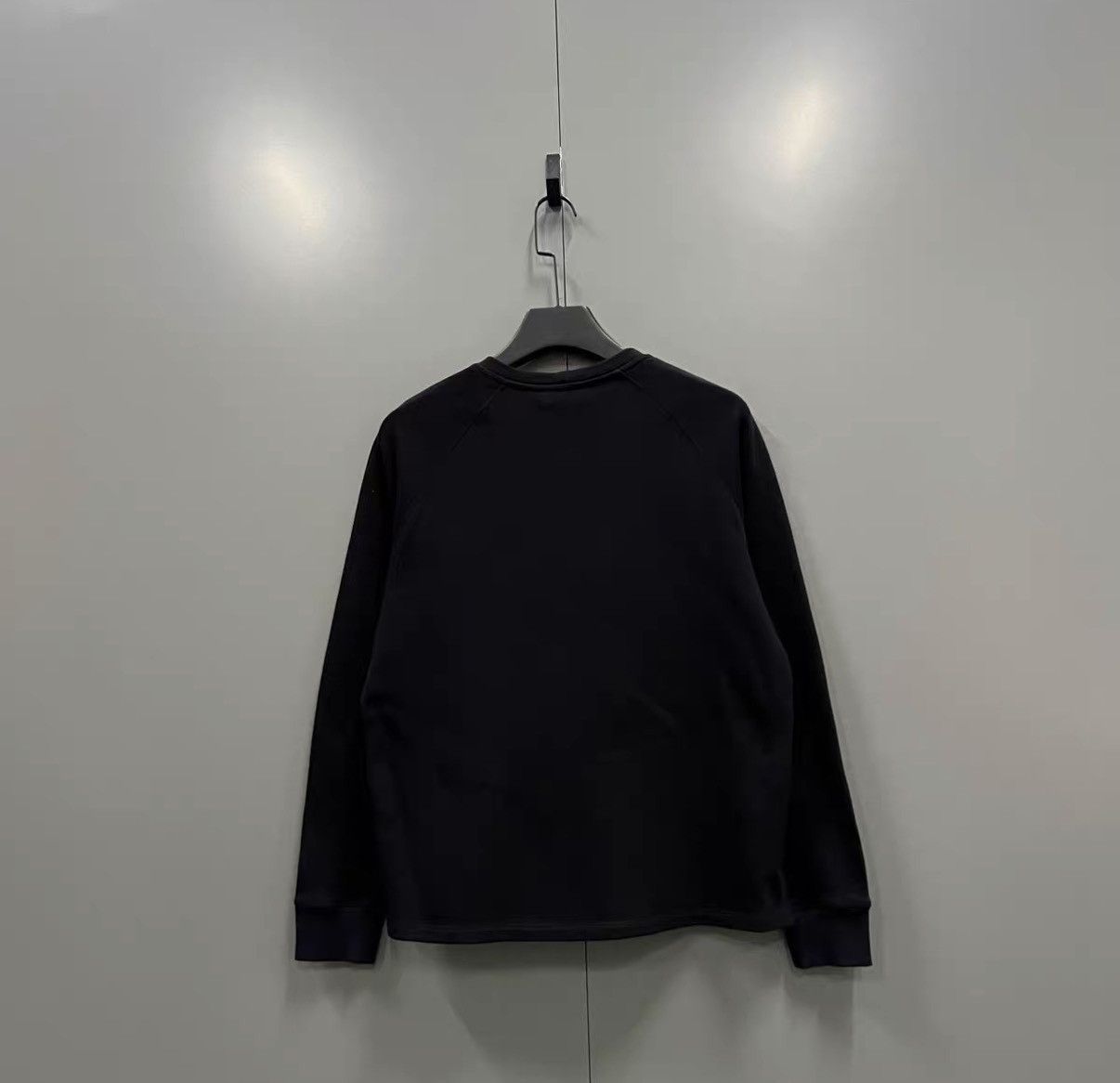 Valentino Valentino Polka Dot Spliced Crew Neck Sweatshirt J41 Size S / US 4 / IT 40 - 2 Thumbnail