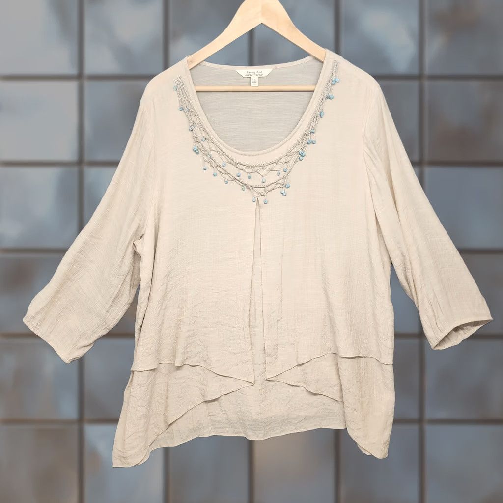 Vintage Krazy Kat Blouse Womens TOP XXL Beige Scoop Beaded Neckline Lagenlook Boho 3/4 Sleeve Tunic Size XXL / US 16-18 / IT 52-54 - 1 Thumbnail