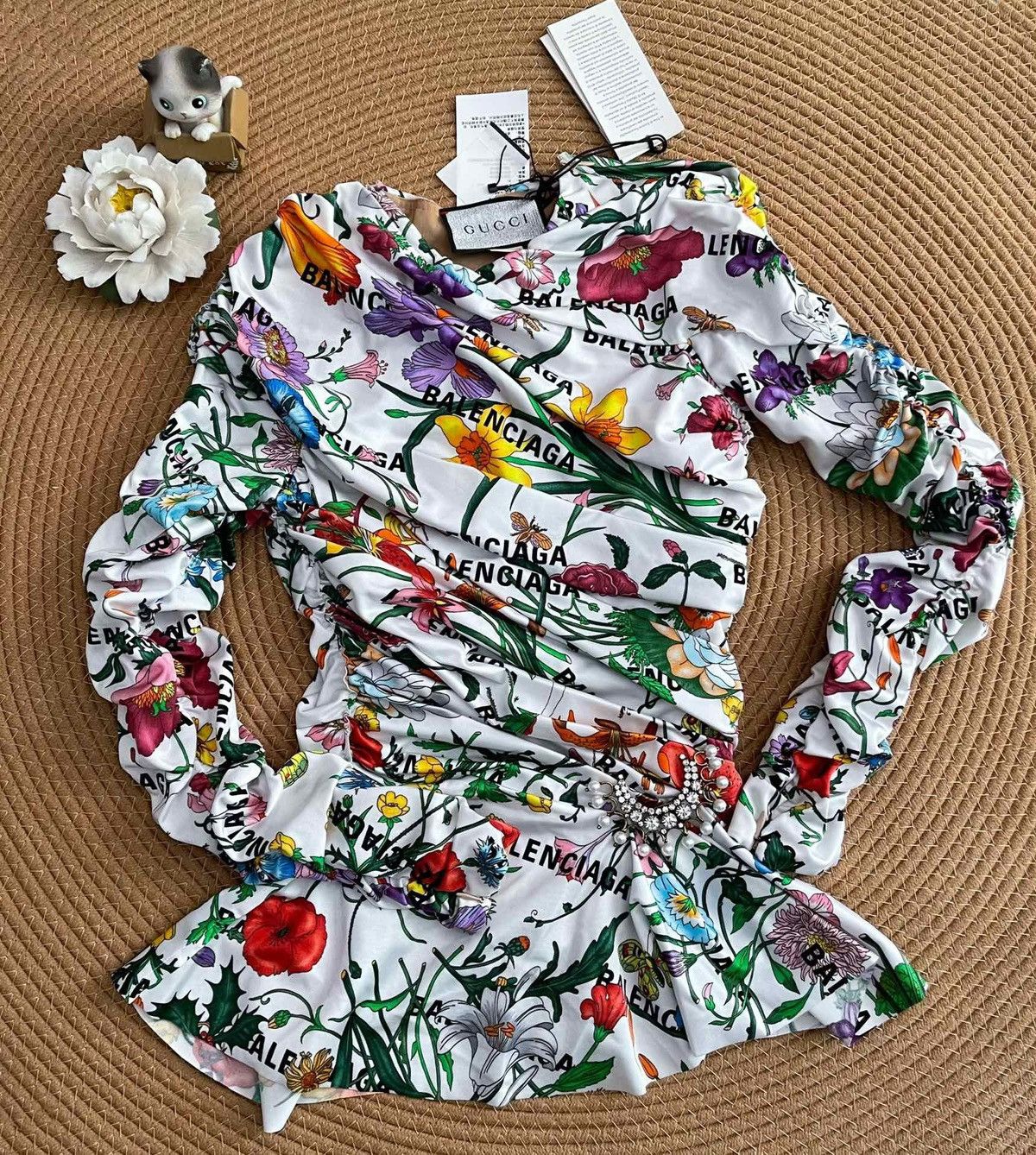 Balenciaga × Gucci Gucci X Balenciaga Blouse NWT Size XS / US 0-2 / IT 36-38 - 1 Thumbnail