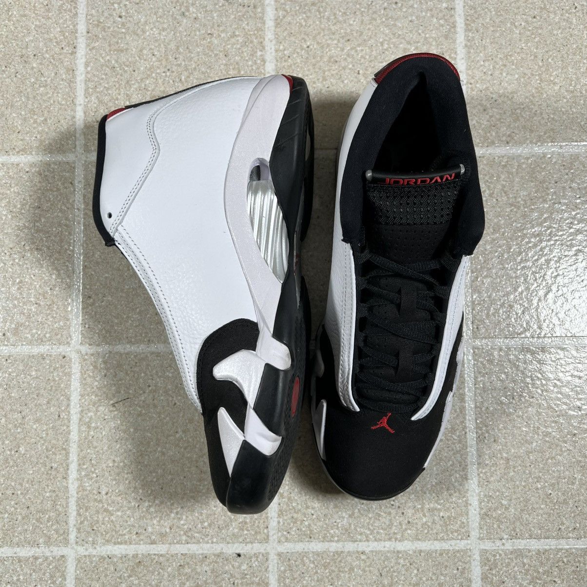 Jordan Brand Nike Air Jordan 14 Retro 2024 Black Toe Red White Size 10 Size US 10 / EU 43 - 4 Thumbnail