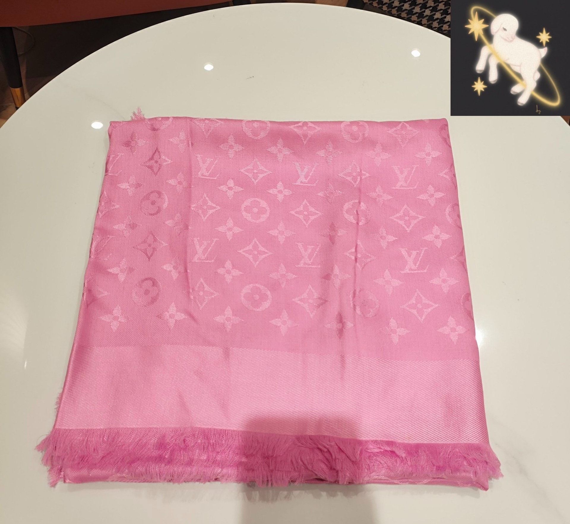 Louis Vuitton Louis Vuitton Pink Scarf M Men Size ONE SIZE - 1 Thumbnail