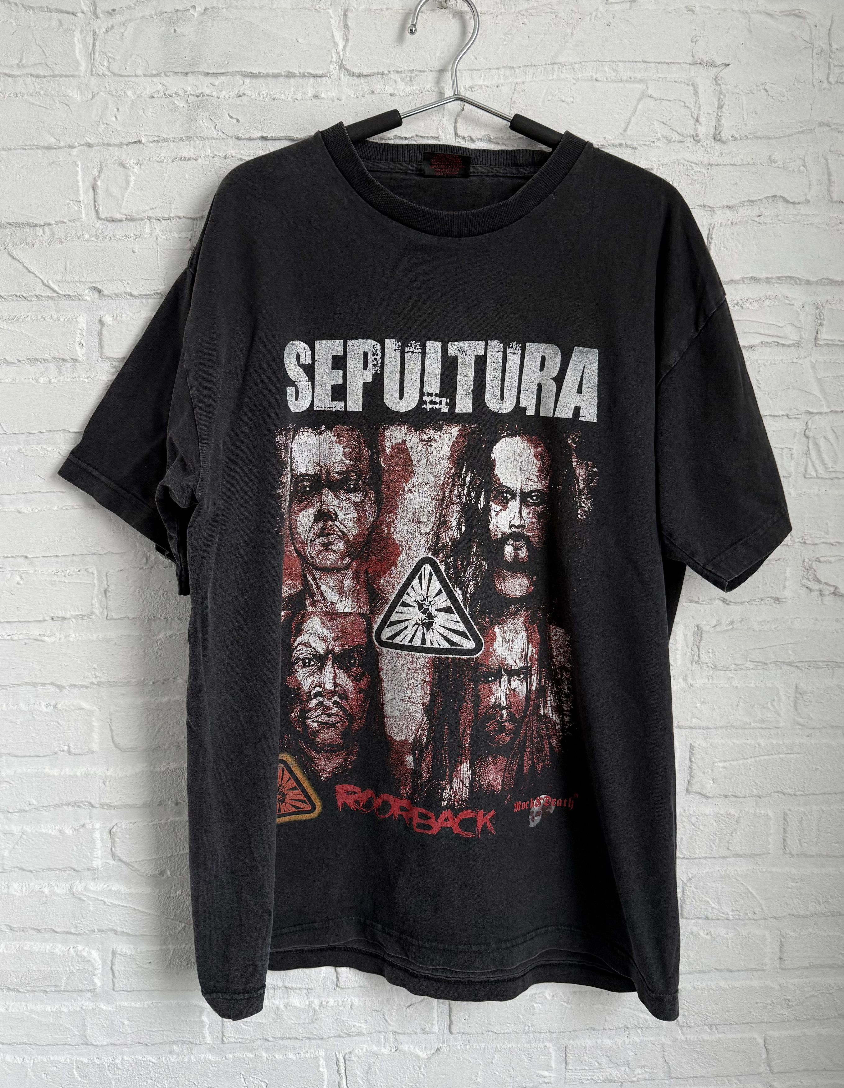 Vintage 2003 Sepultura Roorback t-shirt