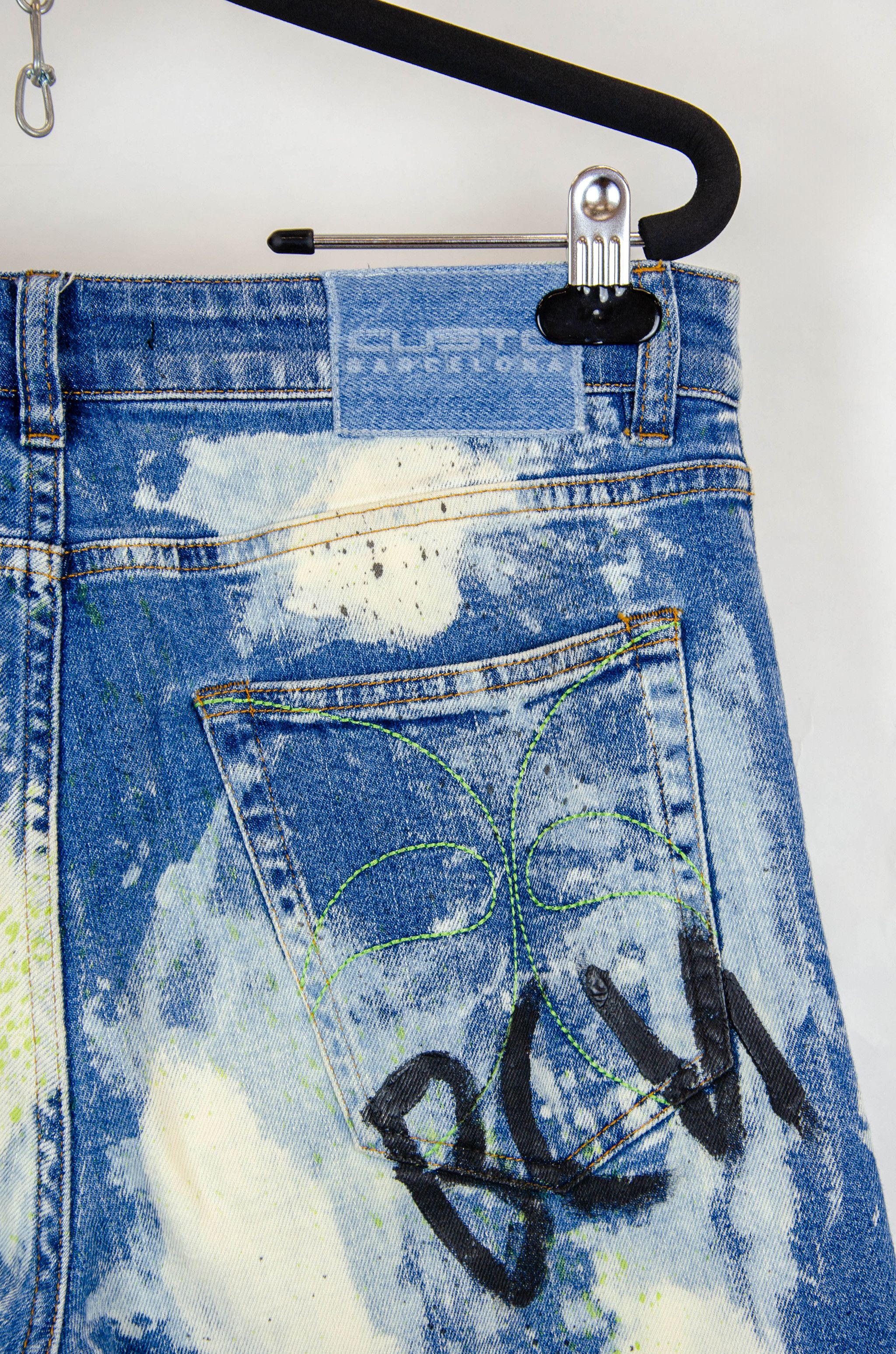 Custo Barcelona Custo Barcelona Paint Splatter Jeans – Size 30 Size US 30 / EU 46 - 8 Thumbnail