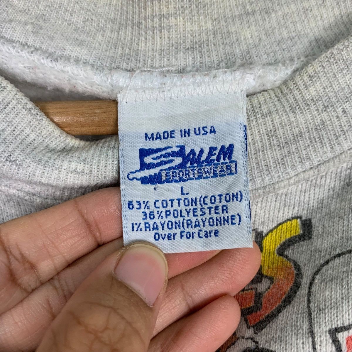 Other Vintage Charles Barkley Phoenix Sun Sweatshirts #0693-C32 Size US L / EU 52-54 / 3 - 11 Thumbnail