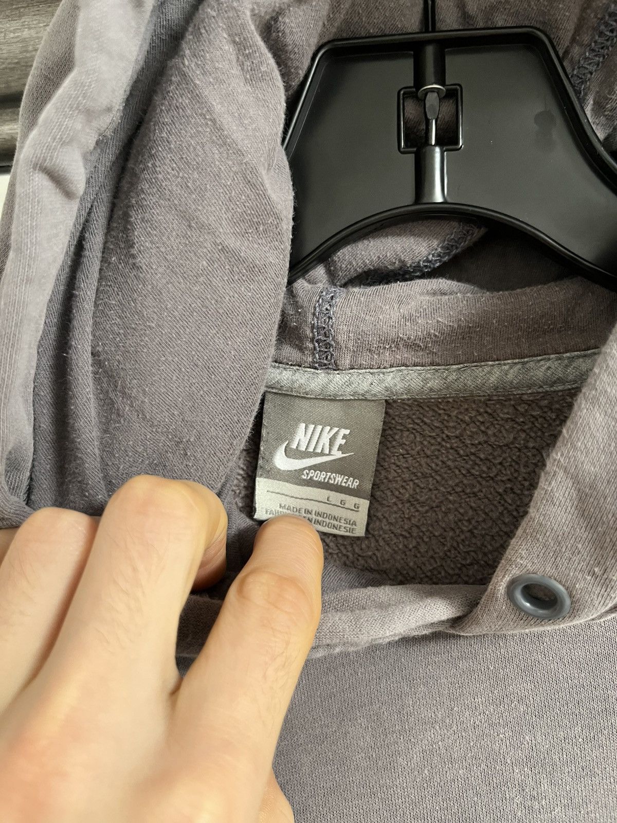 Nike Grey and blue Nike Spellout y2k hoodie vintage l size Size US L / EU 52-54 / 3 - 2 Thumbnail