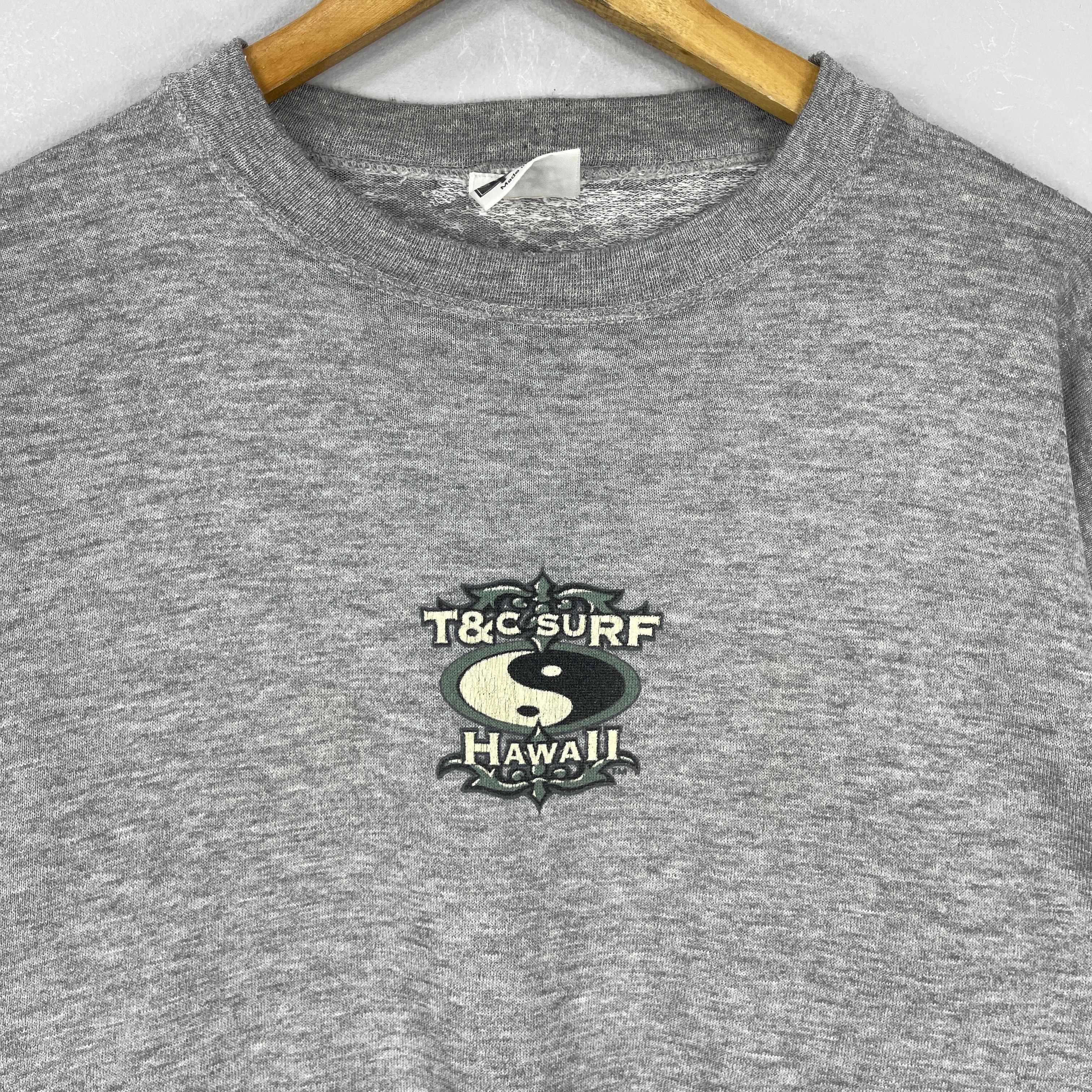 Vintage Vintage 90s T&C Surf Back Hit Distressed Sweatshirt Size US M / EU 48-50 / 2 - 5 Thumbnail