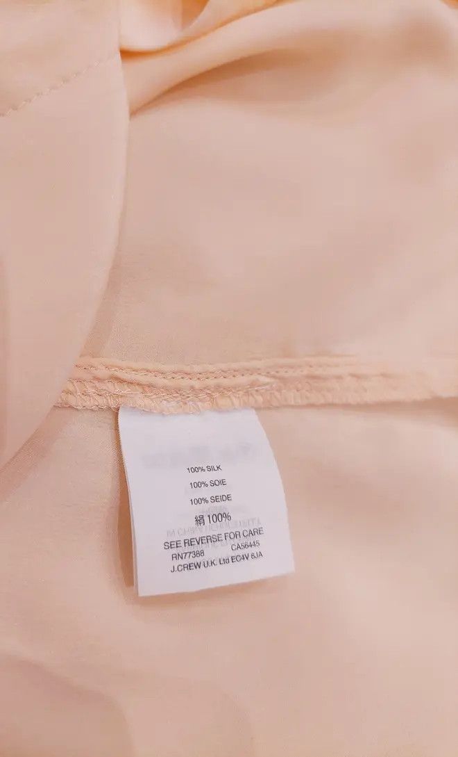 J.Crew 100% silk shirt J.Crew apricot luxury soft unique 80s 90s Size S / US 4 / IT 40 - 7 Thumbnail