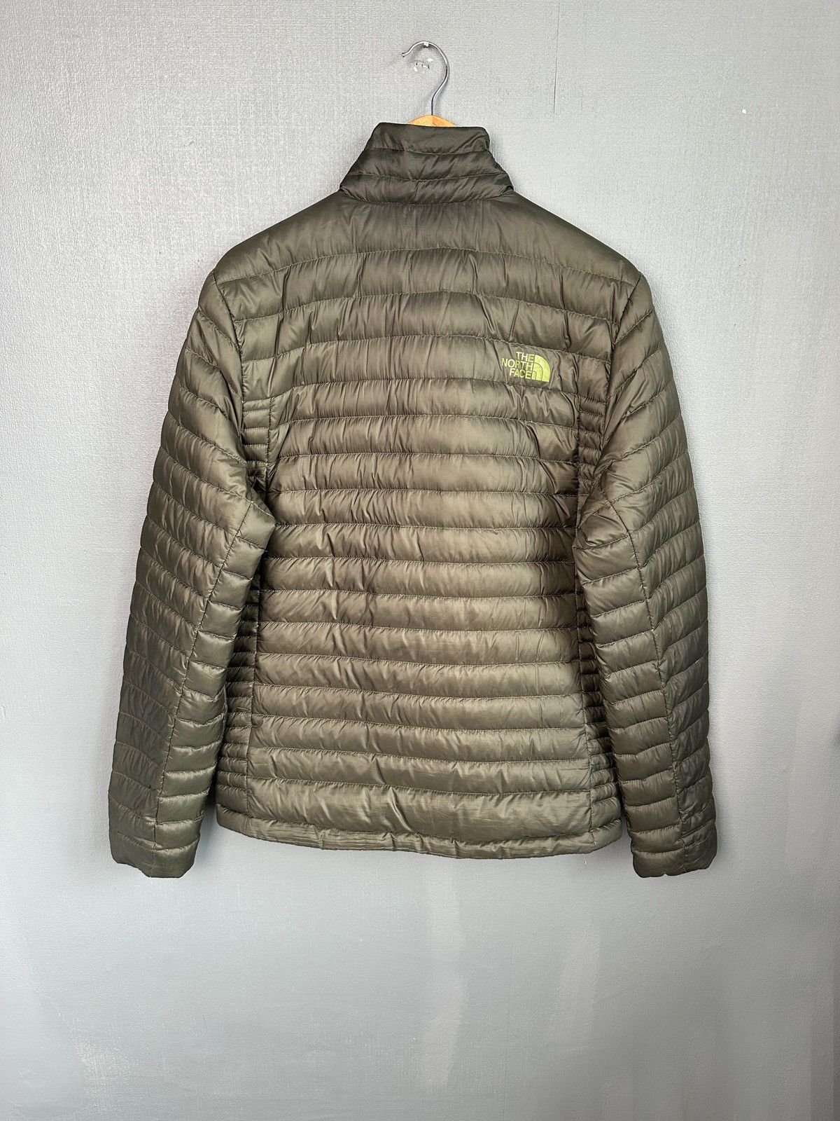 THE NORTH FACE TNF 700 Down Fill Men's Quilted Jacket size M