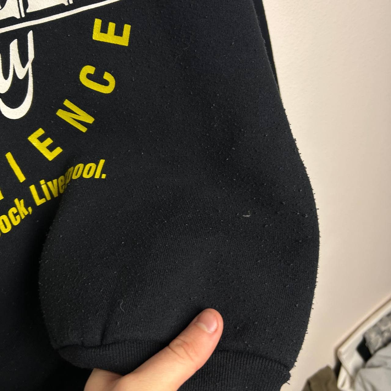Band Tees Vintage The Beatles Big logo 90s black rock band sweatshirt Size US S / EU 44-46 / 1 - 8 Thumbnail