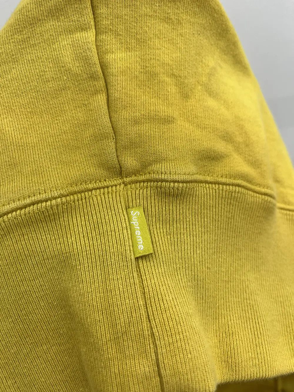 Supreme FW18 Supreme Flowers Embroidered Logo Heavy Hoodie Size US L / EU 52-54 / 3 - 4 Thumbnail