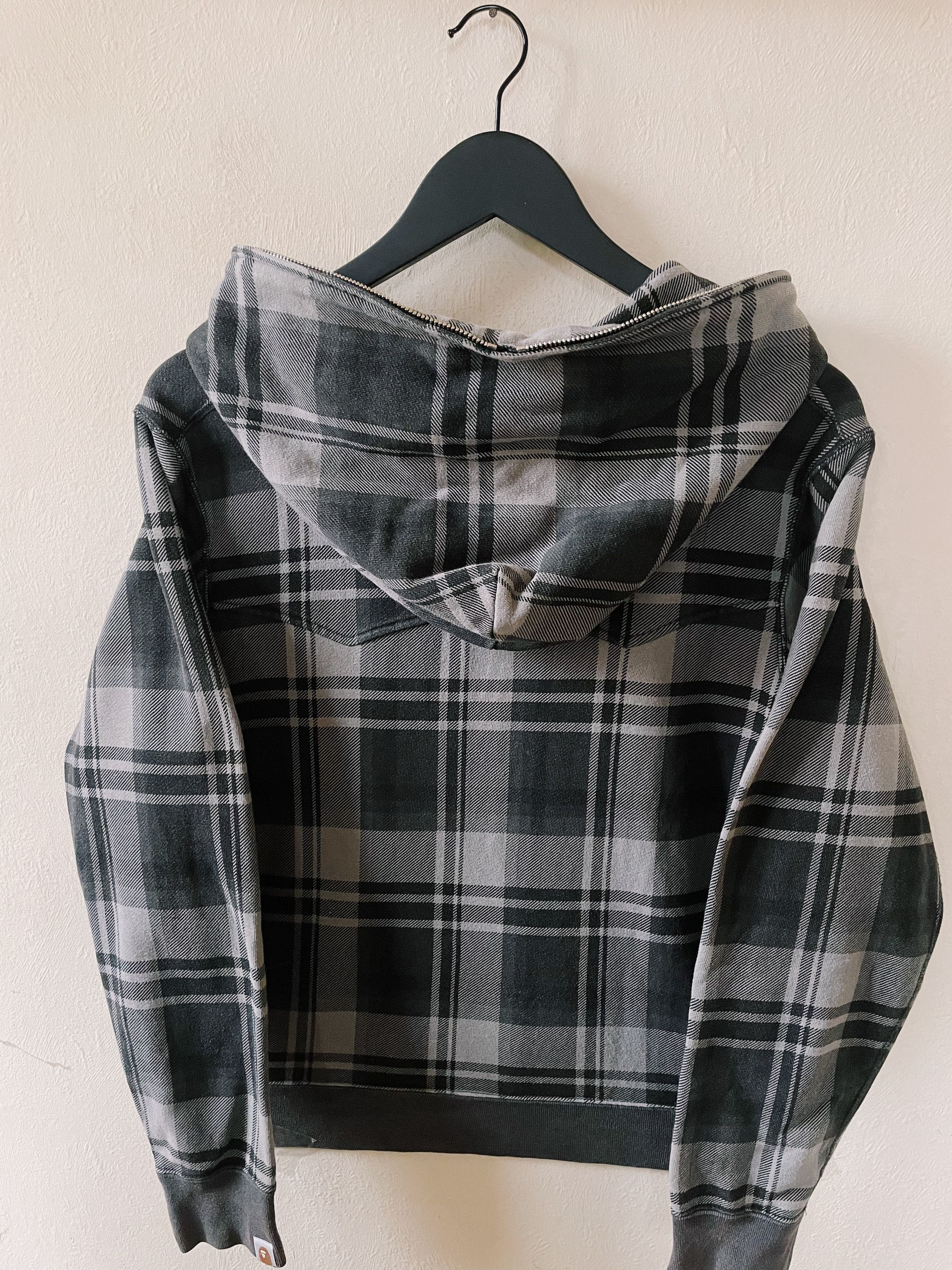 Bape Vintage Bape A Bathing Ape Check Plaid Full zip Hoodie Size US S / EU 44-46 / 1 - 2 Thumbnail