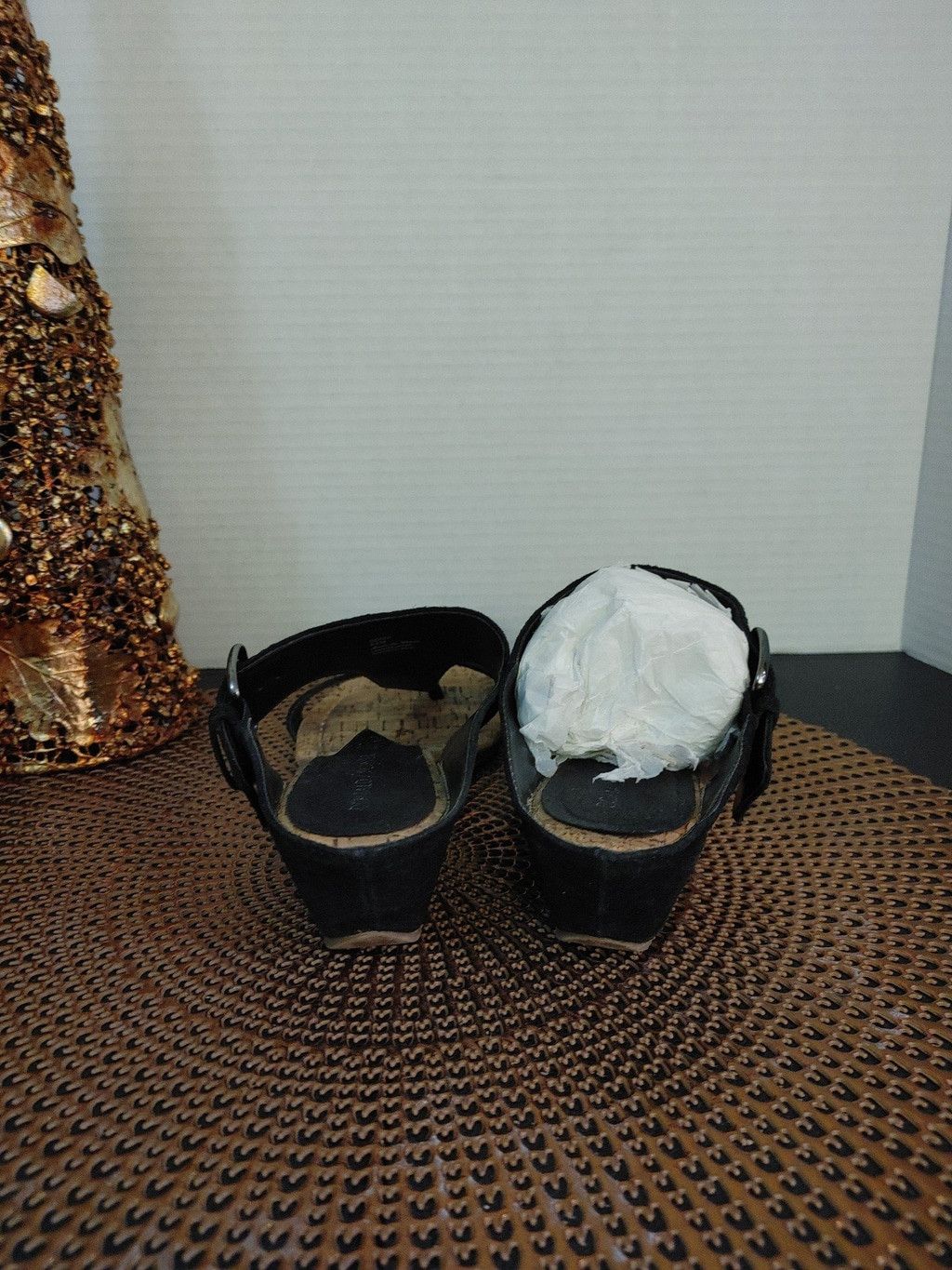 Donald Pliner Donald J. Pliner Donni Dylan Size 6.5M Sandals Size US 6.5 / IT 36.5 - 5 Thumbnail