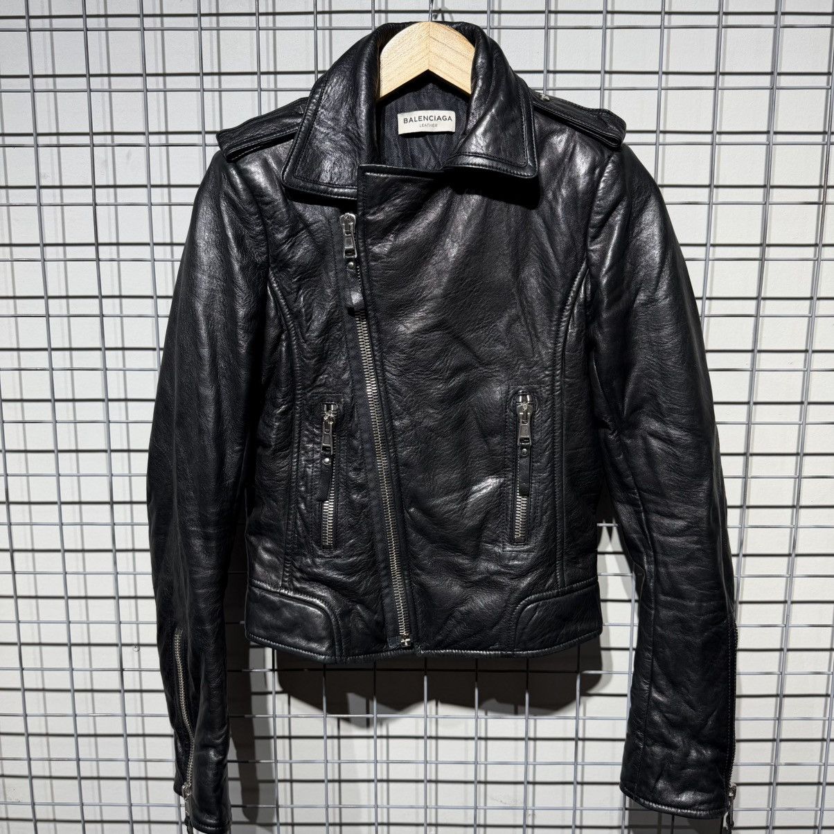 Balenciaga Balenciaga Lambskin Motorcycle Leather Jacket Size XS / US 0-2 / IT 36-38 - 12 Thumbnail