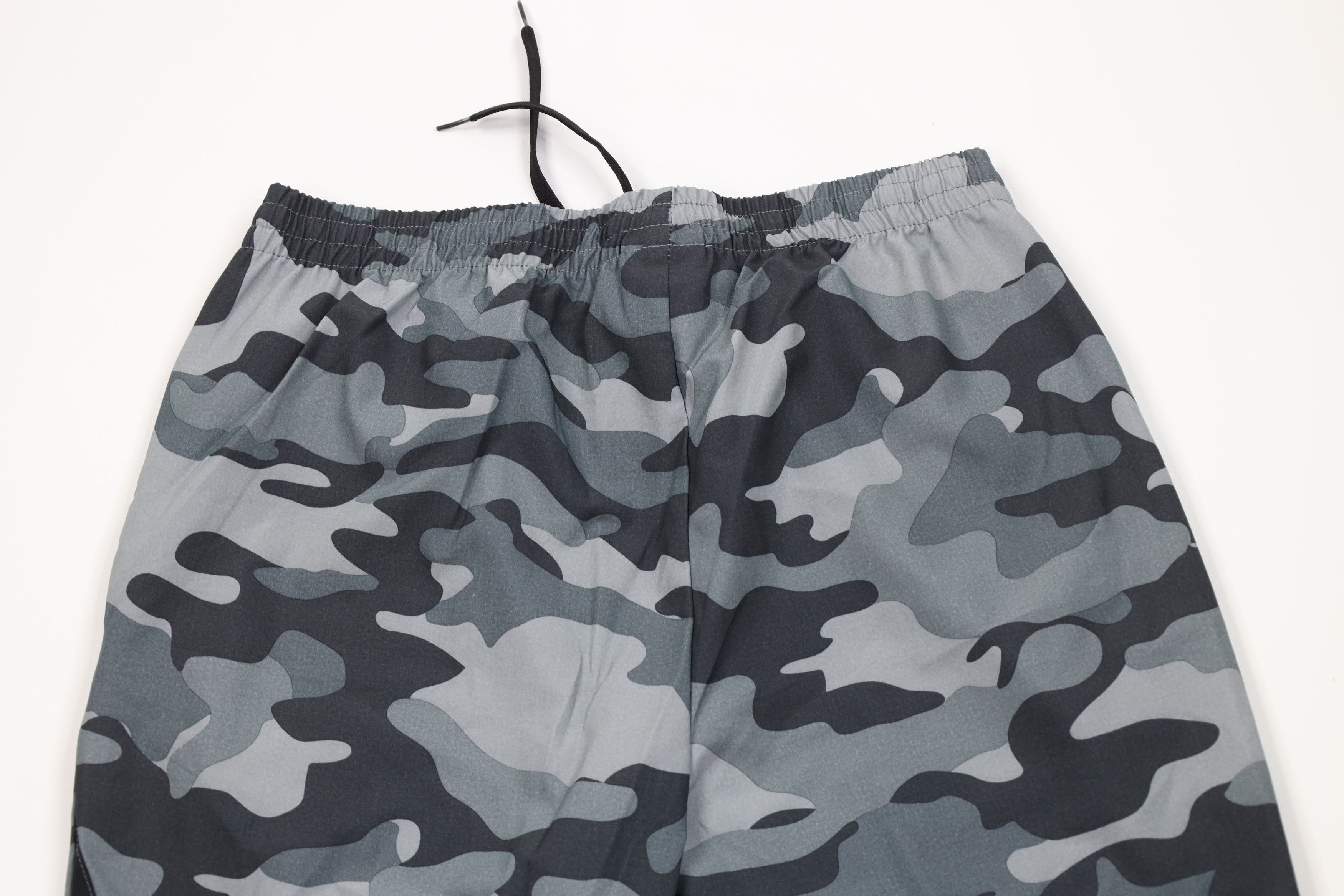 New Balance Vintage Y2K New Balance Stretch Tapered Leg Pants Camouflage Size US 36 / EU 52 - 9 Thumbnail
