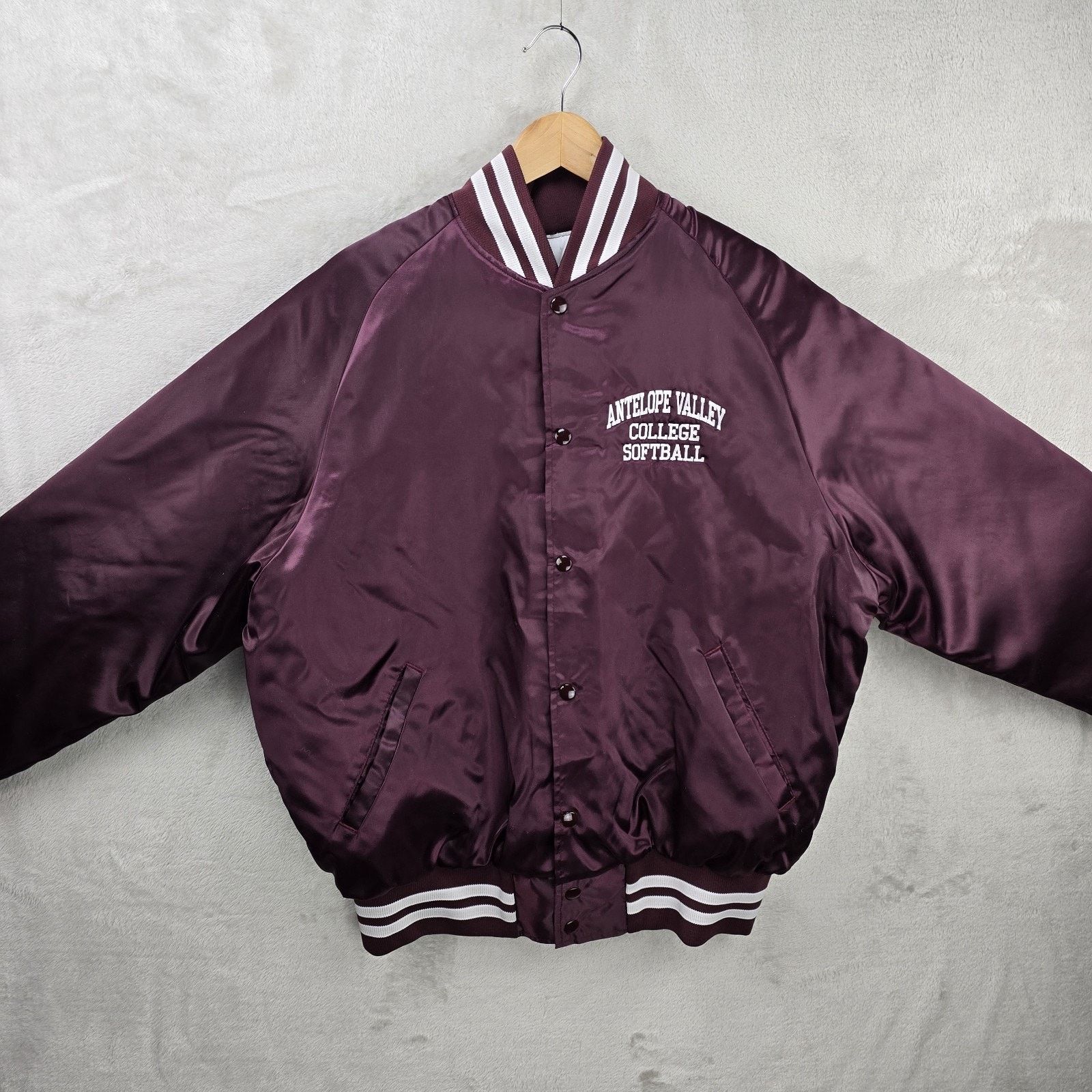 Other Vintage Don Alleson Bomber Jacket XL Maroon Satin Quilted Size US XL / EU 56 / 4 - 2 Thumbnail