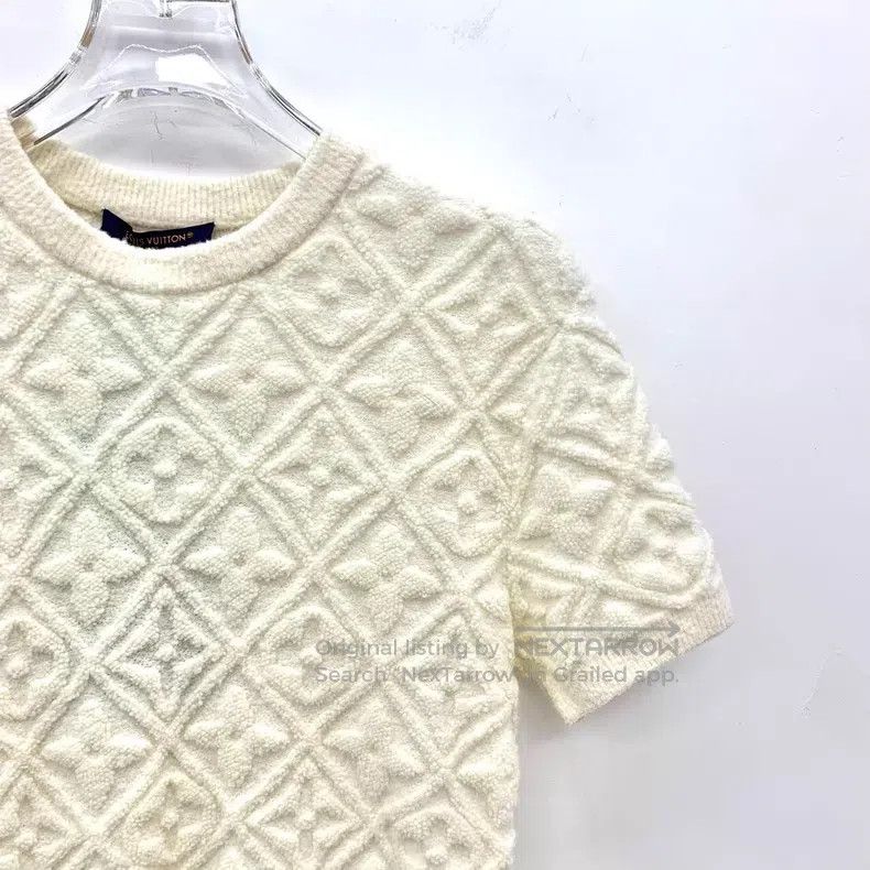 Louis Vuitton Louis Vuitton 24 beige logo embossed full-print cotton cre Size S / US 4 / IT 40 - 3 Thumbnail