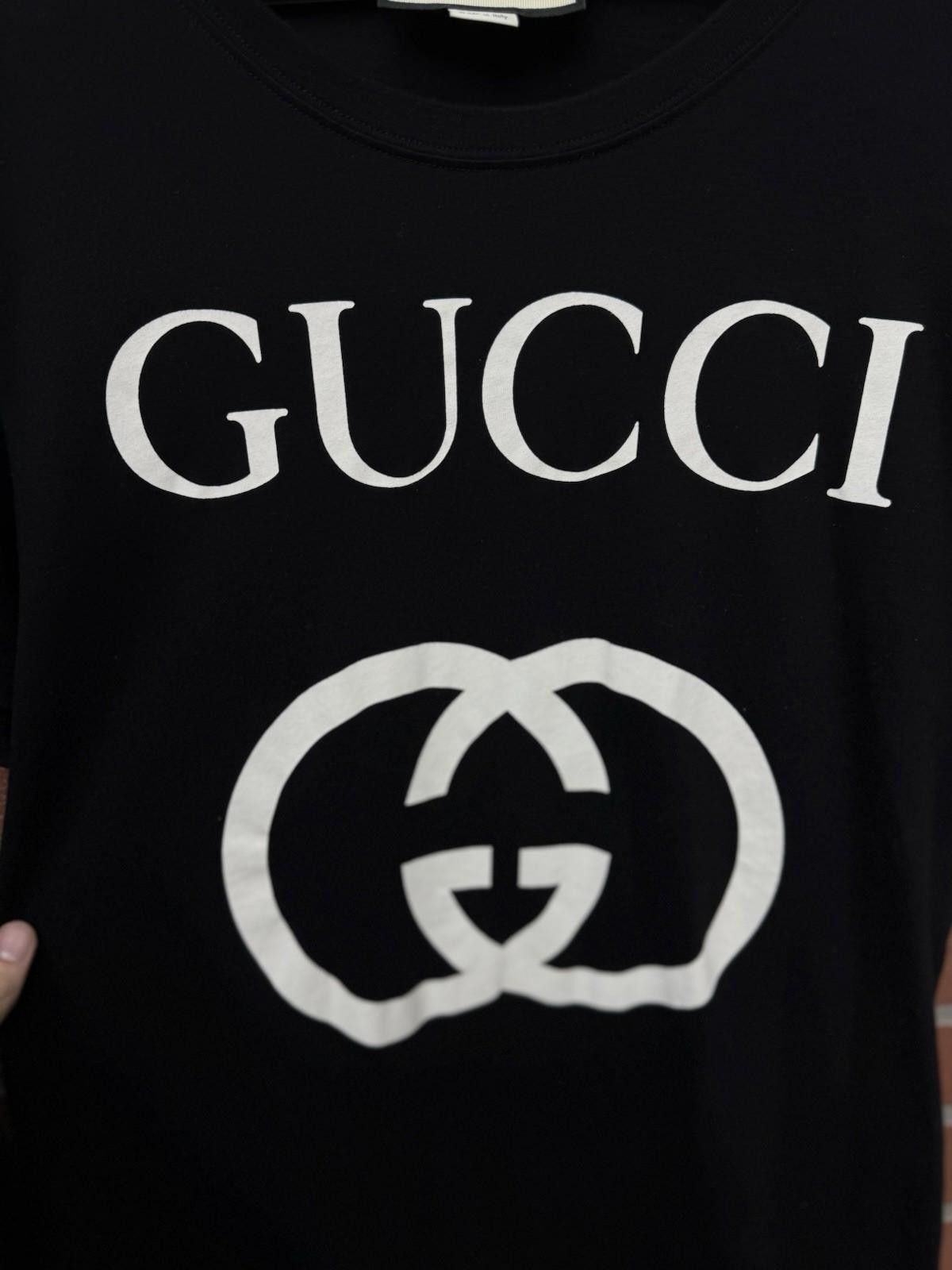 Gucci Gucci Black White Logo T-Shirt Small Pre Owned Ripped Tags Size US S / EU 44-46 / 1 - 9 Thumbnail