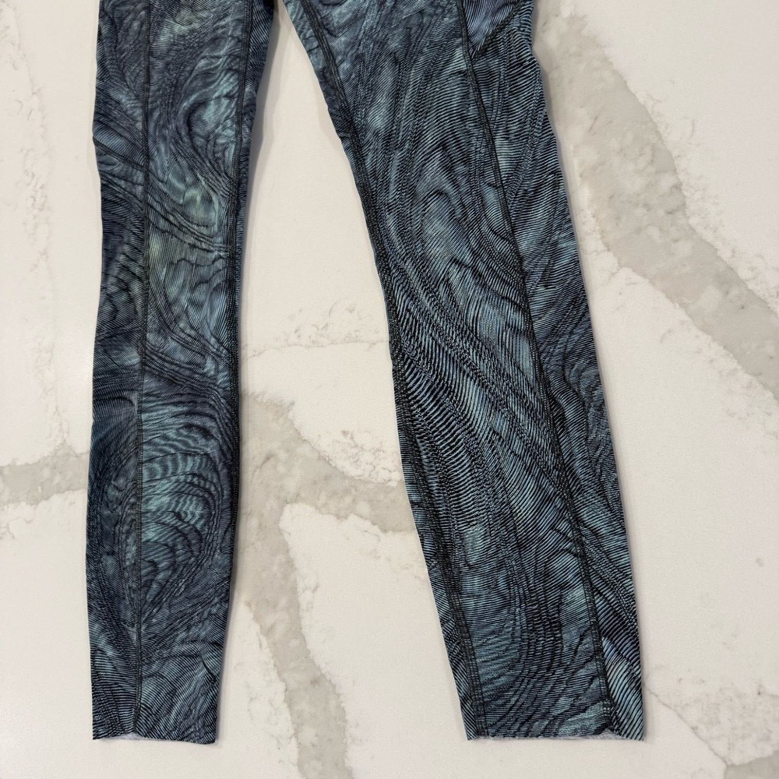 Lululemon Lululemon Fast and Free Tight 28” Non Reflective Womens 4 Size 27" / US 4 / IT 40 - 8 Thumbnail