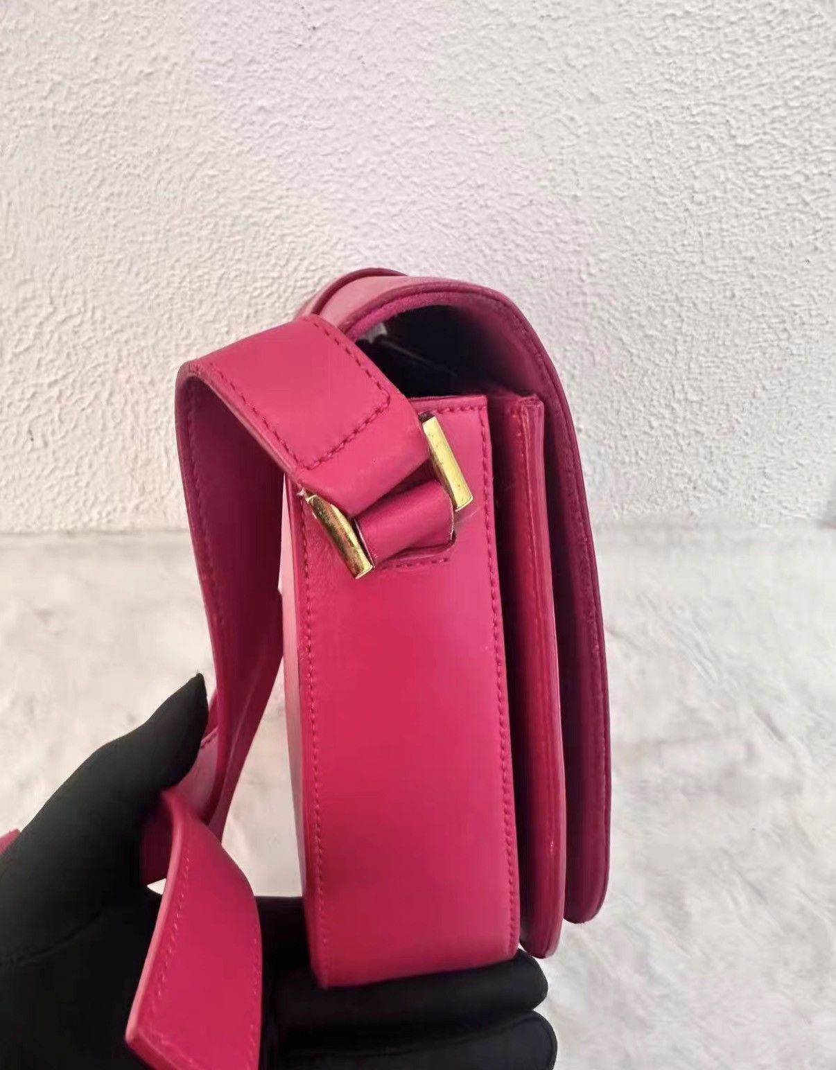 Yves Saint Laurent YSL Chyc fuchsia Y-lock crossbody & shoulder bag J38 Size ONE SIZE - 7 Thumbnail