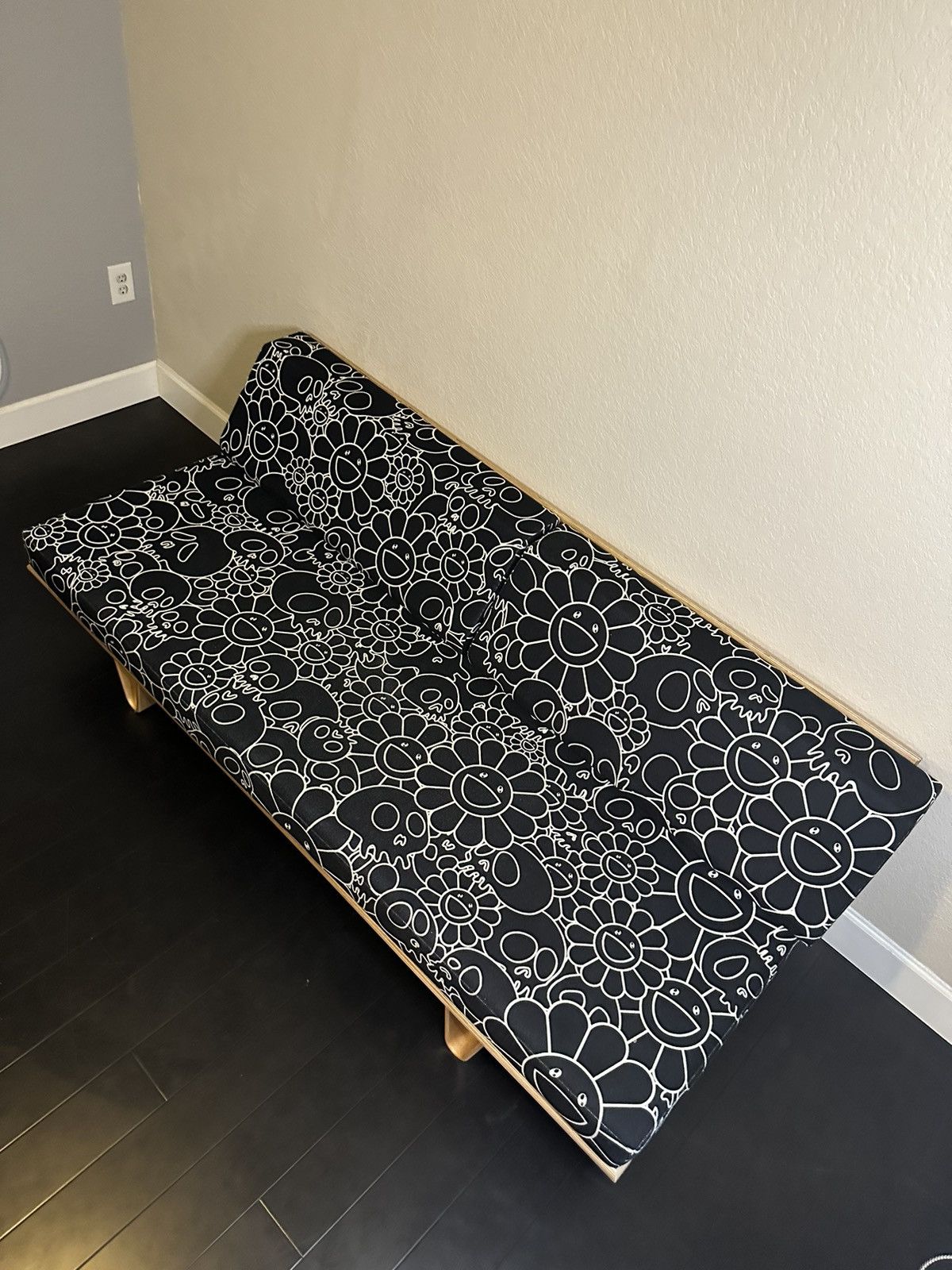 Modernica TAKASHI MURAKAMI X MODERNICA COMPLEXCON DAYBED Size ONE SIZE - 2 Thumbnail