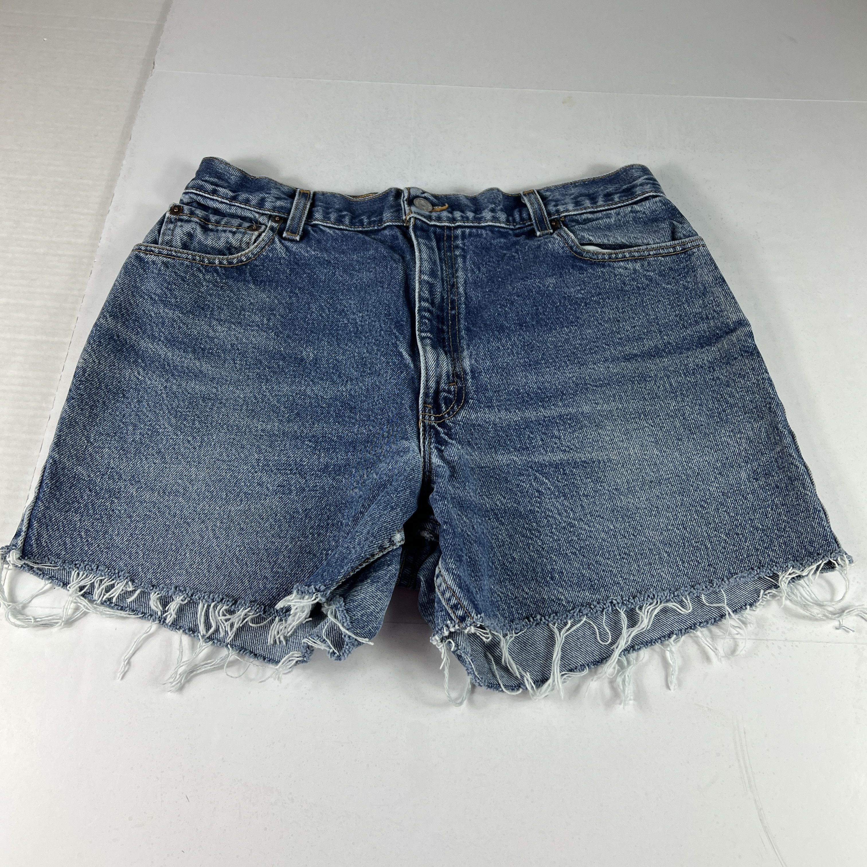 Levi's × Vintage Y2K Levi's Jean Shorts Whiskers Cut Off Cotton Denim Jorts Size US 32 / EU 48 - 1 Thumbnail