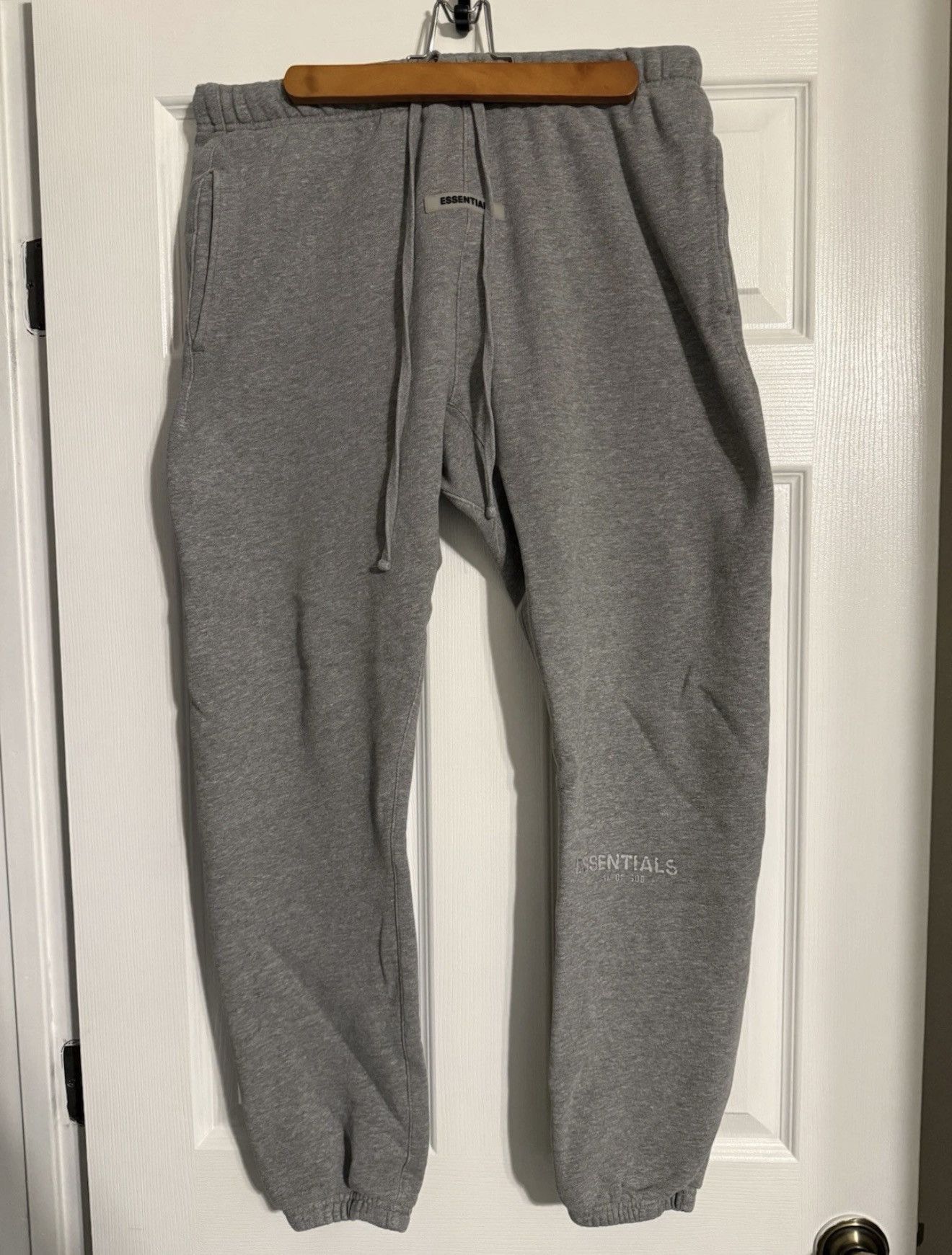 Fear of God Fear of God Essentials Grey 3M Sweatpants Size US 30 / EU 46 - 1 Thumbnail