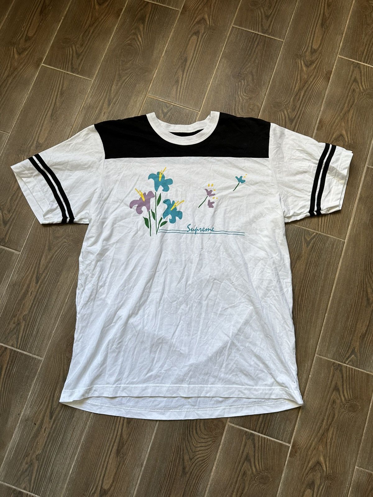 Supreme Supreme Luxury T-Shirt Size US L / EU 52-54 / 3 - 2 Thumbnail