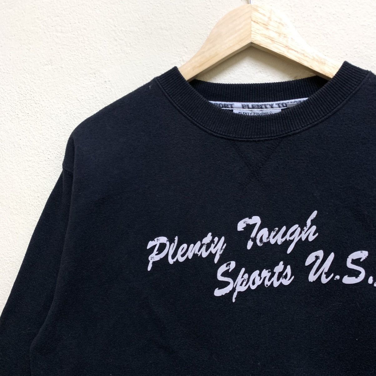 Vintage Vintage PLENTY TOUGH SPORTS USA Spell out Sweatshirt Size US M / EU 48-50 / 2 - 4 Thumbnail