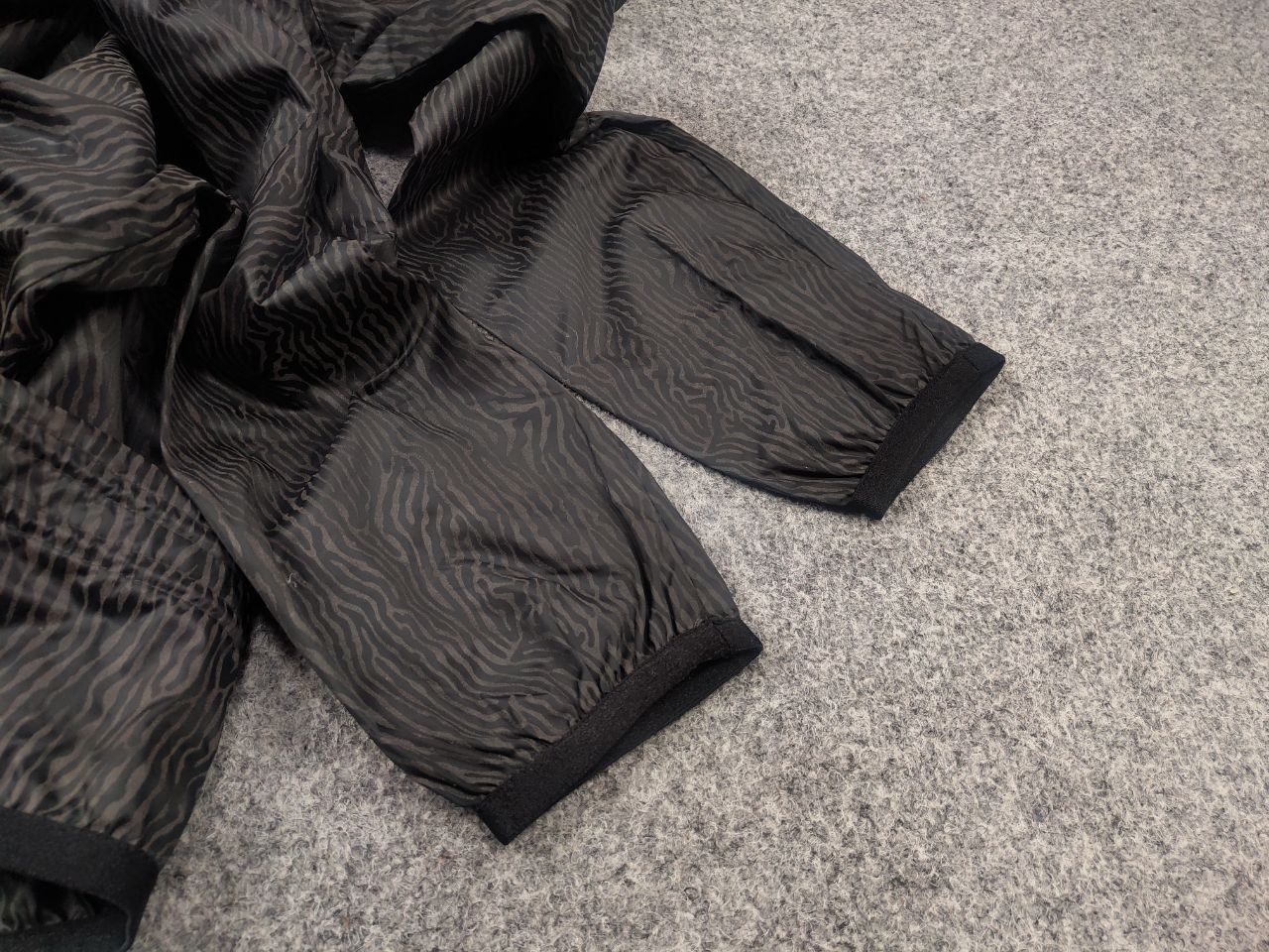 Nike Nike Women's Windbreaker Grid Print reflective Black Jacket Size M / US 6-8 / IT 42-44 - 12 Thumbnail