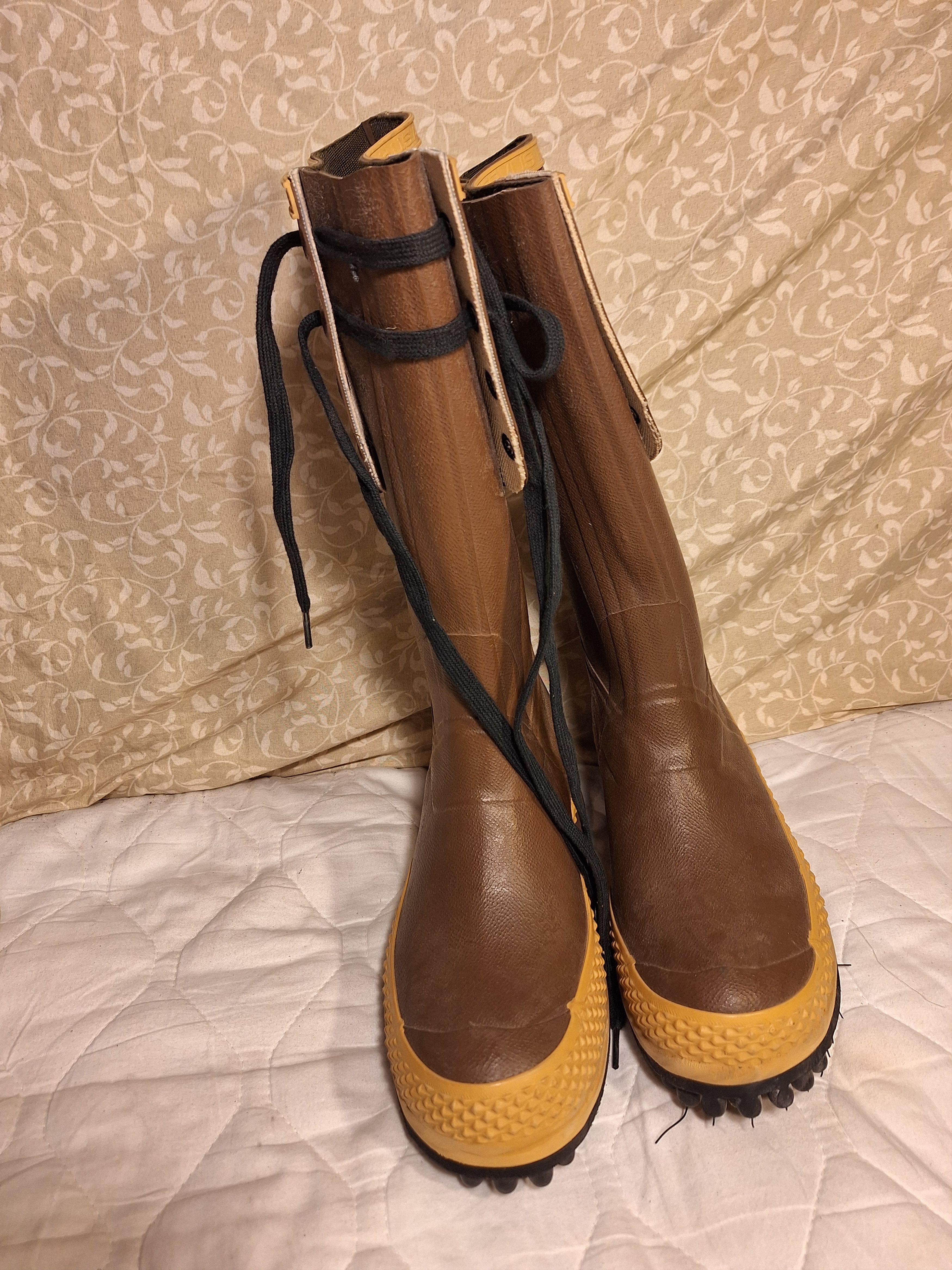 Other Grizzly Boot Co Servus Pac Boot with Claws Size US 6 / EU 39 - 2 Thumbnail